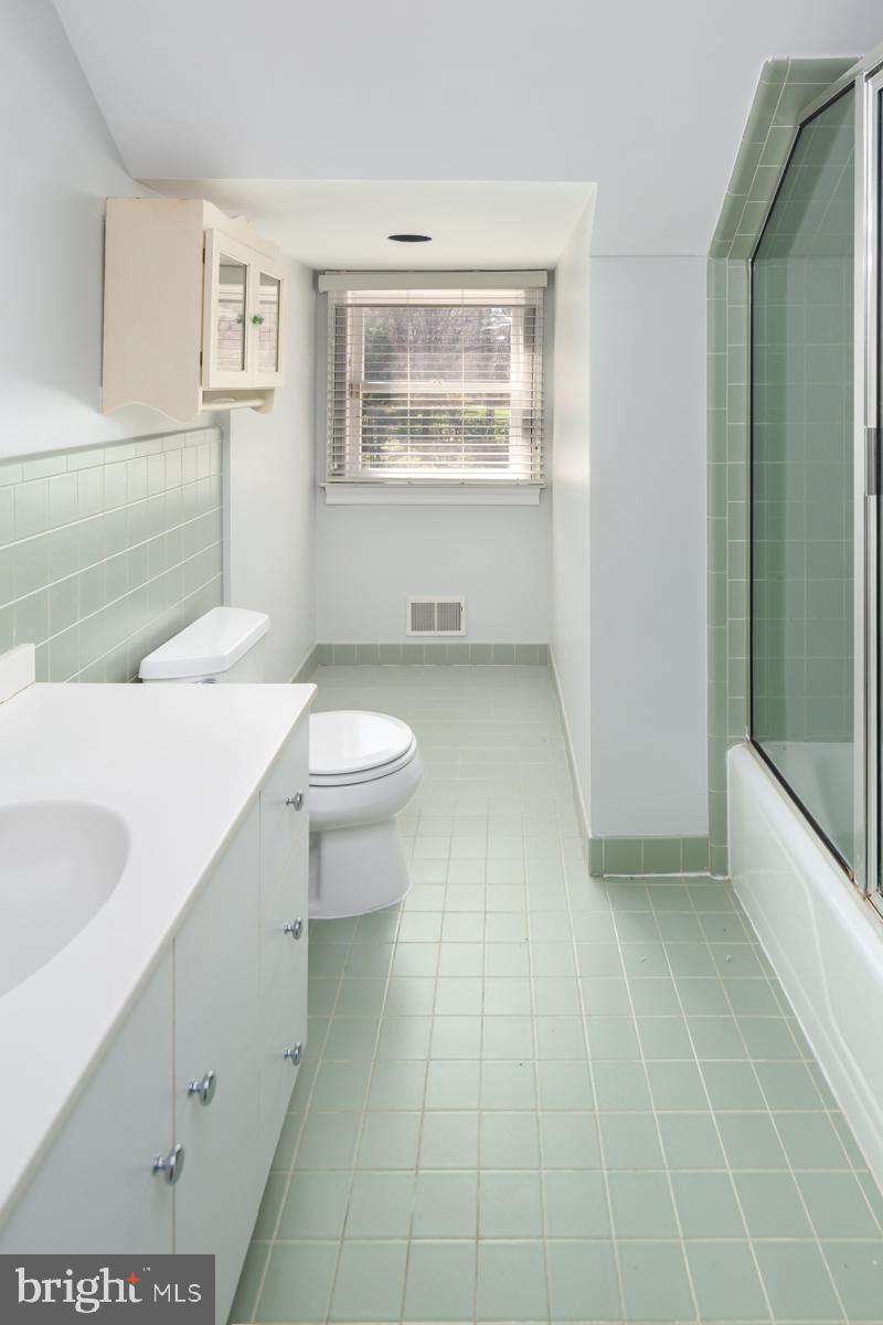 WYNNEWOOD - Residential