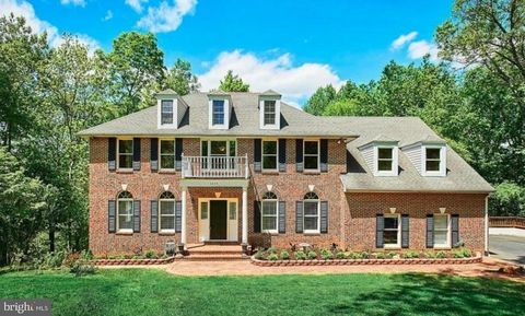 Property photo of 6608 Stonecrest Lane, Fairfax Station, VA 22039