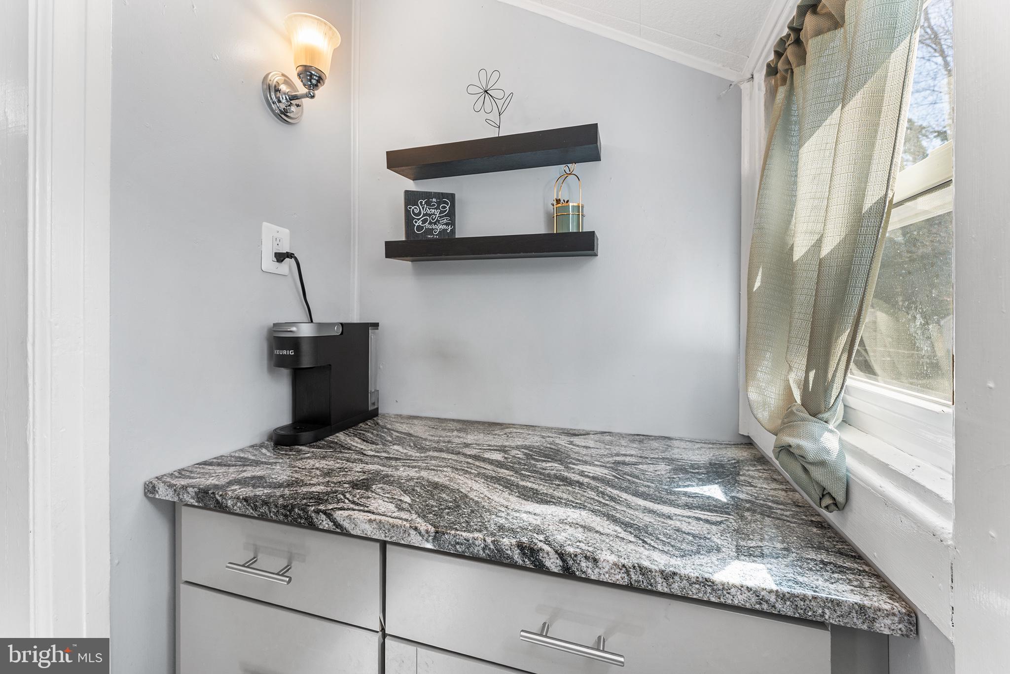 LANSDOWNE - Residential