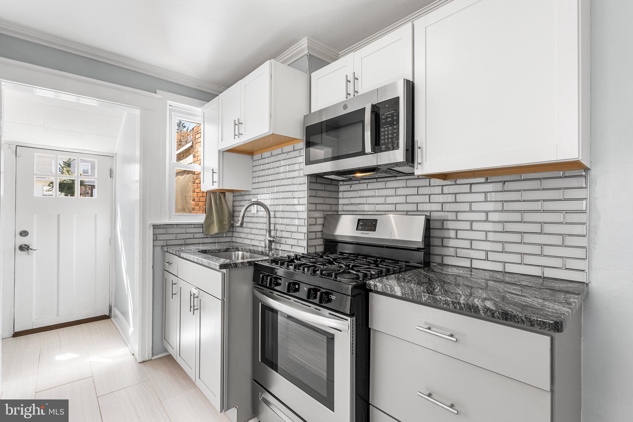 LANSDOWNE - Residential