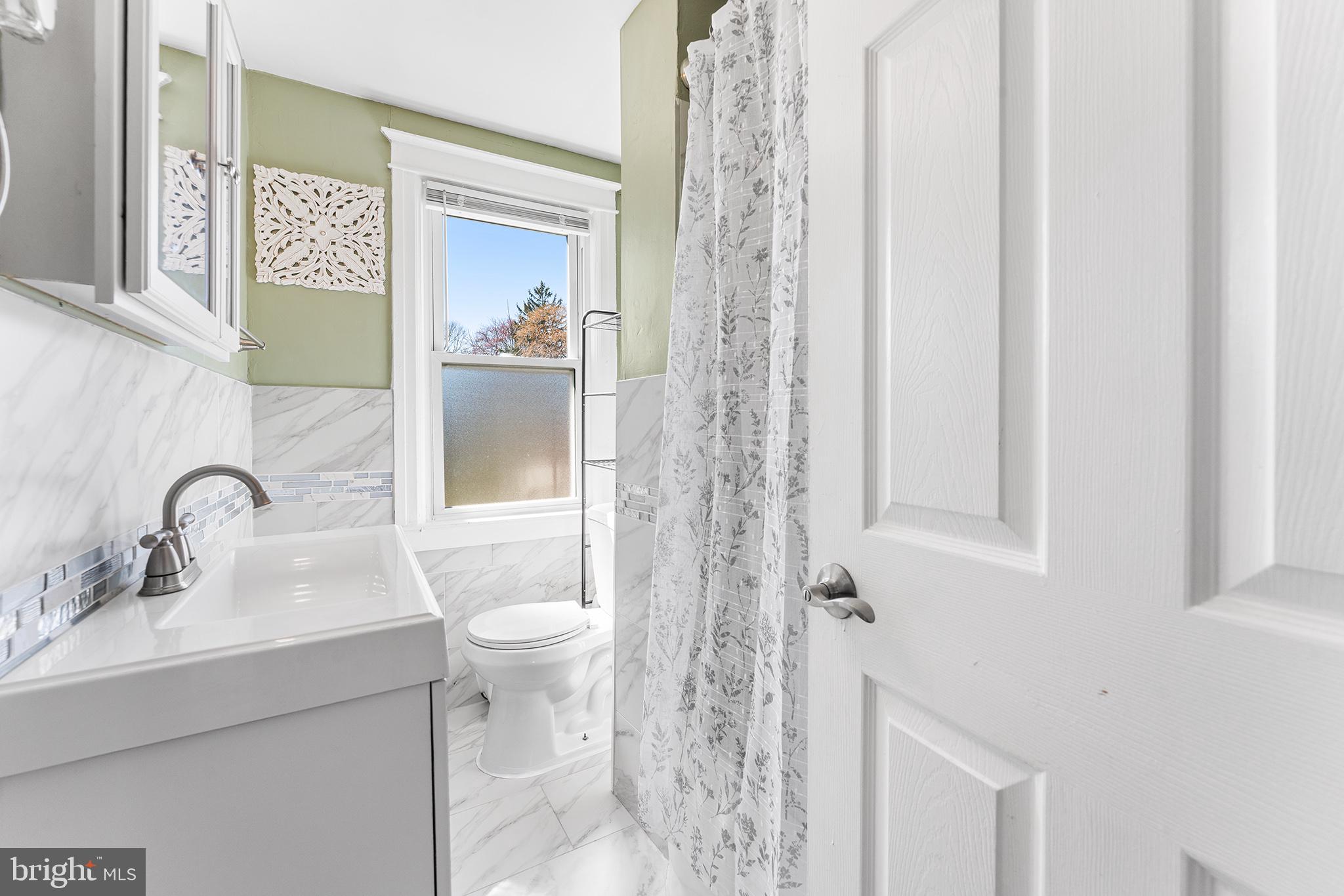 LANSDOWNE - Residential