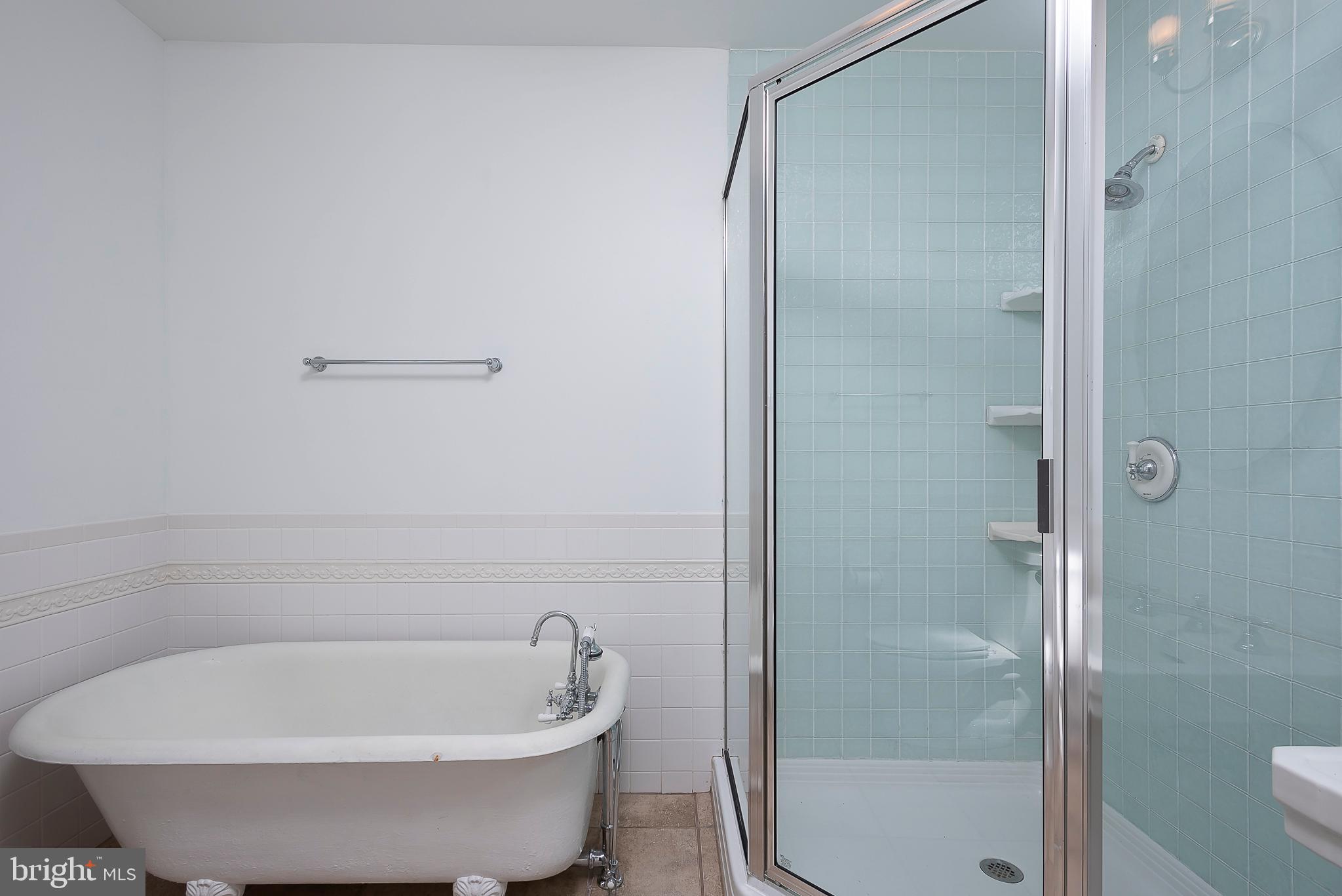 BREWERS HILL - Residential Lease