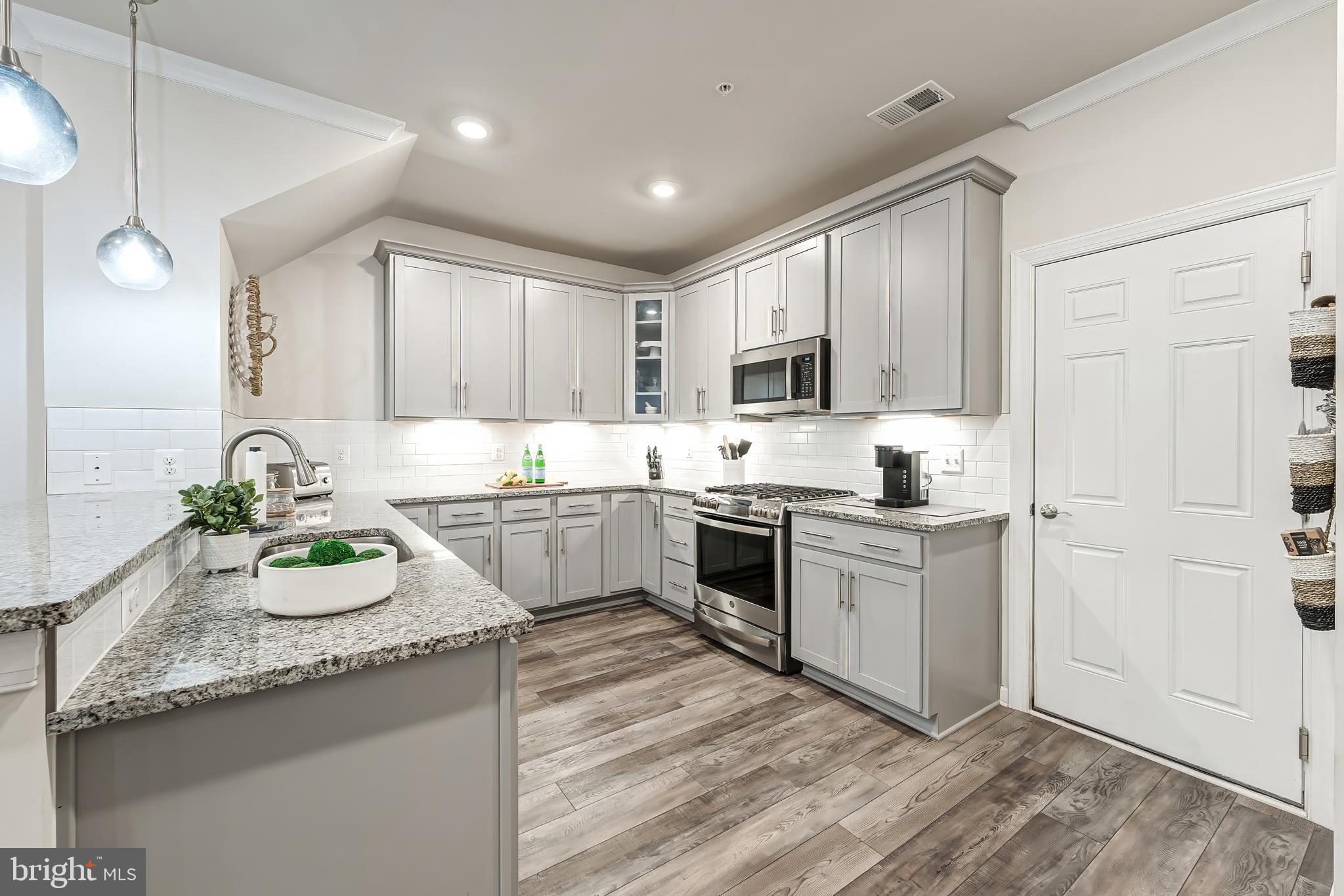 KINCORA - Residential