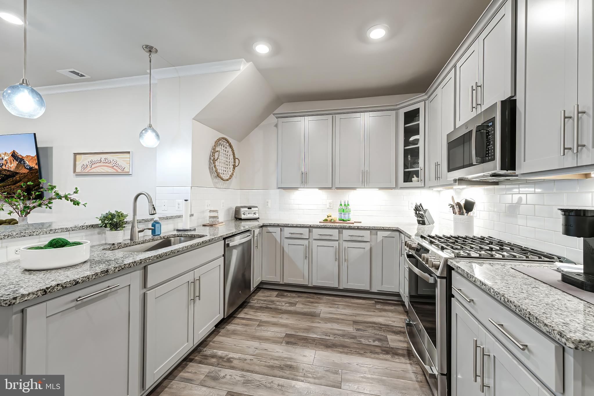 KINCORA - Residential