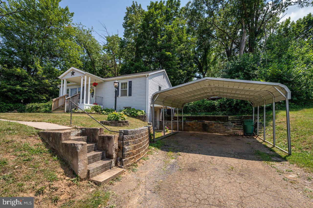 TOWN OF LURAY - Residential