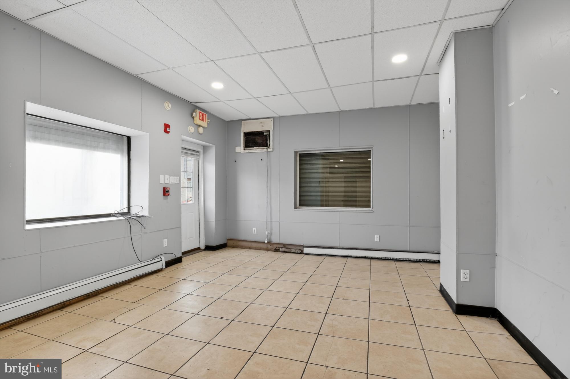 WEST PASSYUNK - Commercial Lease