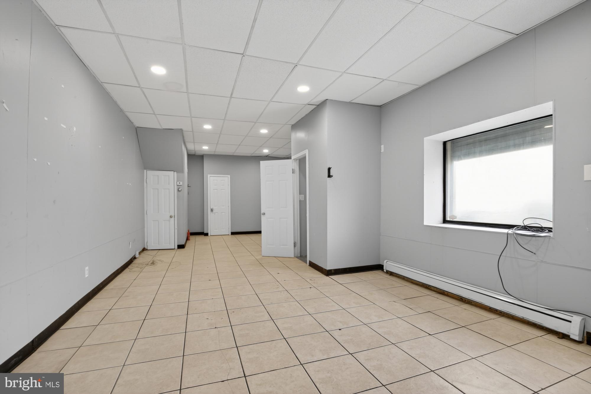 WEST PASSYUNK - Commercial Lease