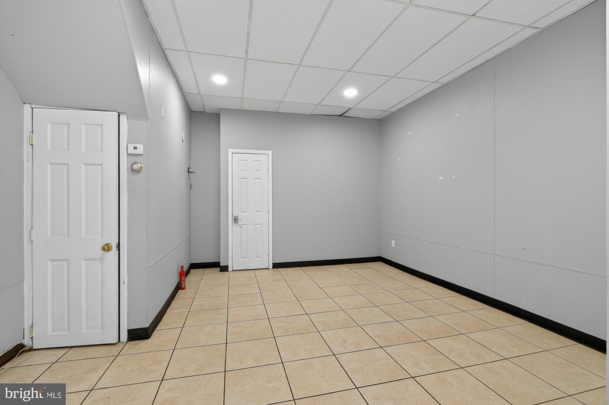 WEST PASSYUNK - Commercial Lease