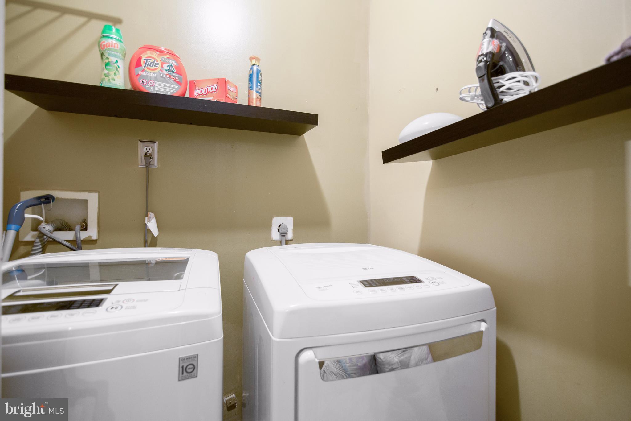 RUSSETT - Residential