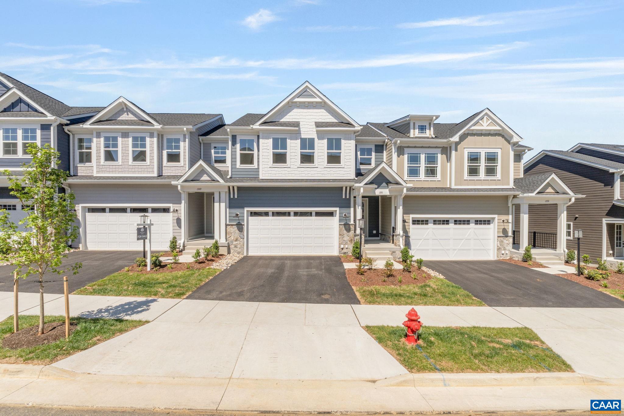 1351 LACONIA LN
