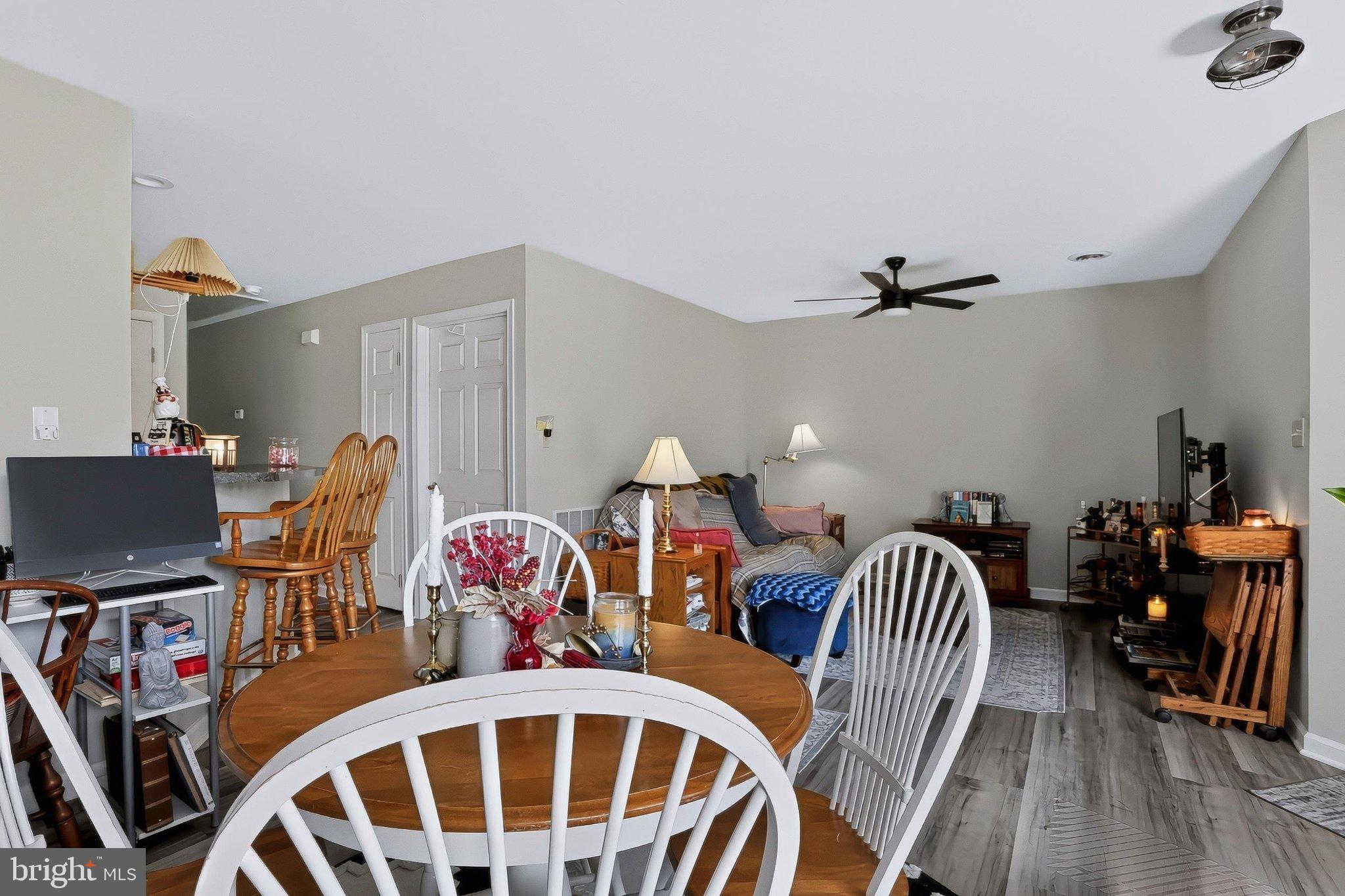 1706 BOXWOOD COURT