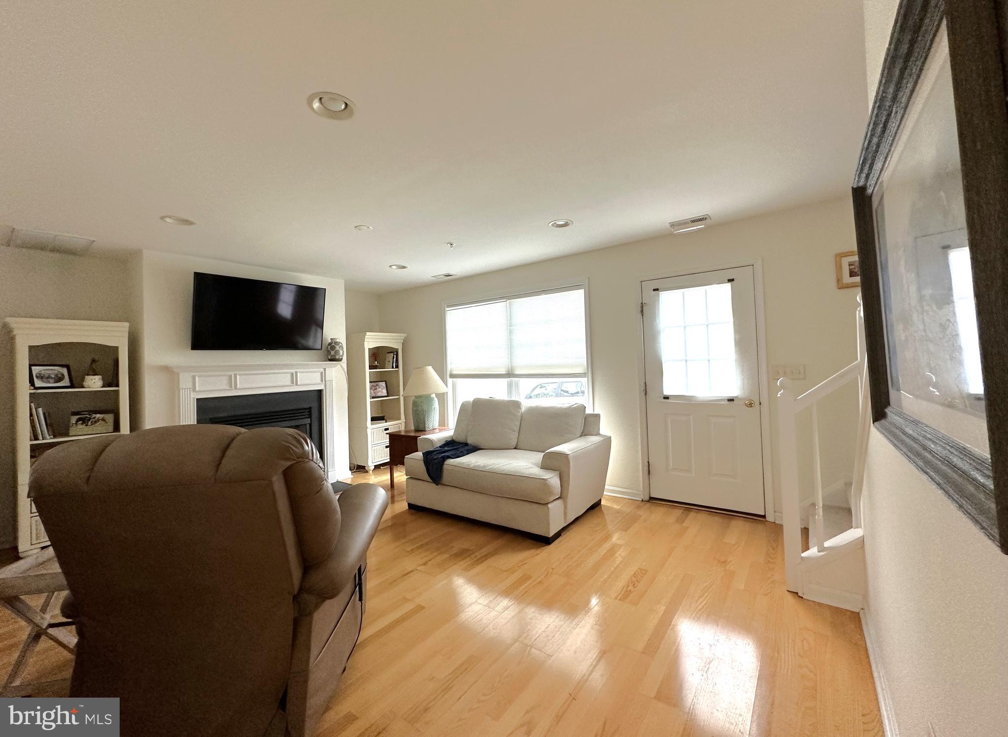 THE POND AT CHURCH HILL - Residential