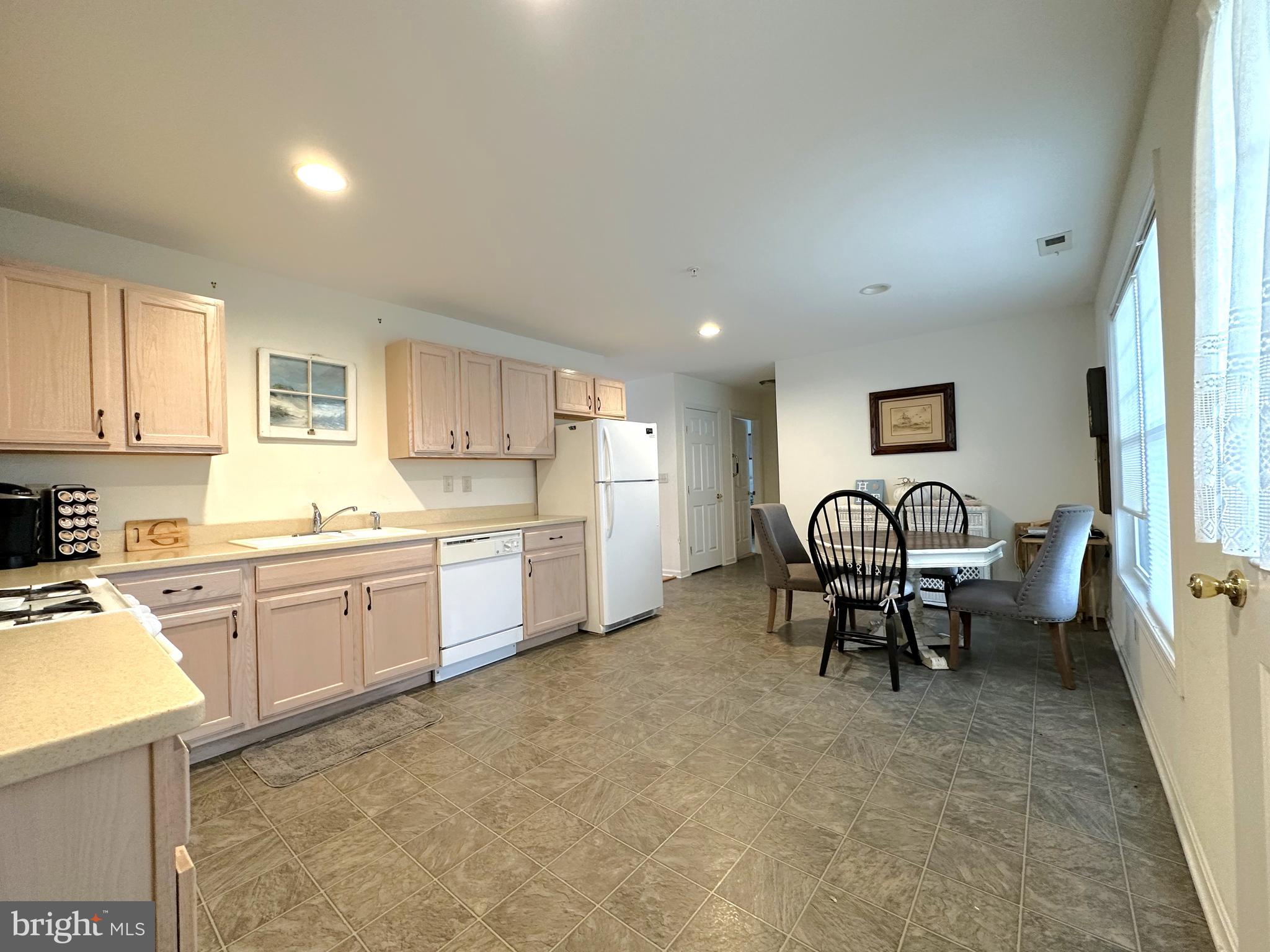 THE POND AT CHURCH HILL - Residential