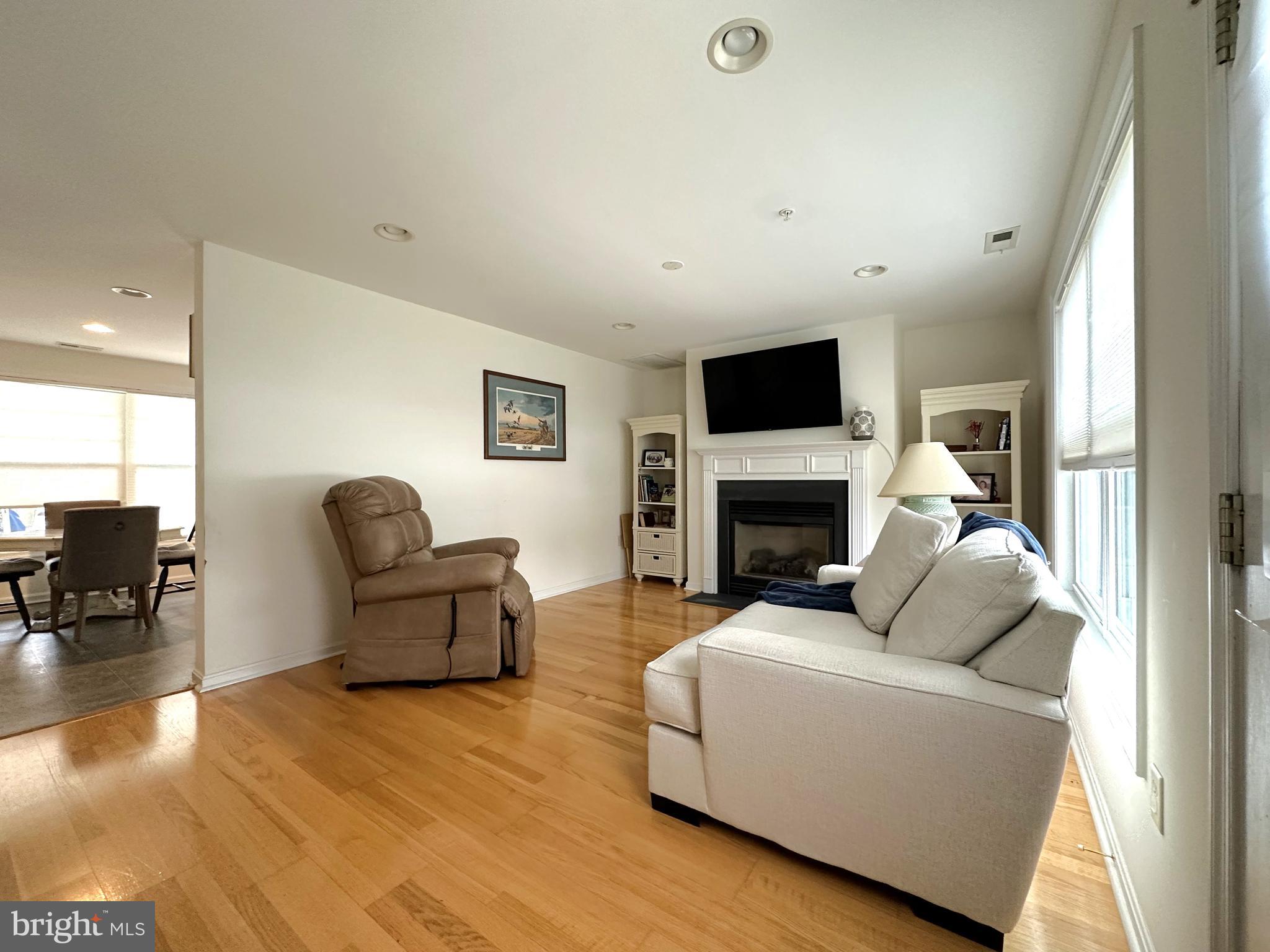 THE POND AT CHURCH HILL - Residential