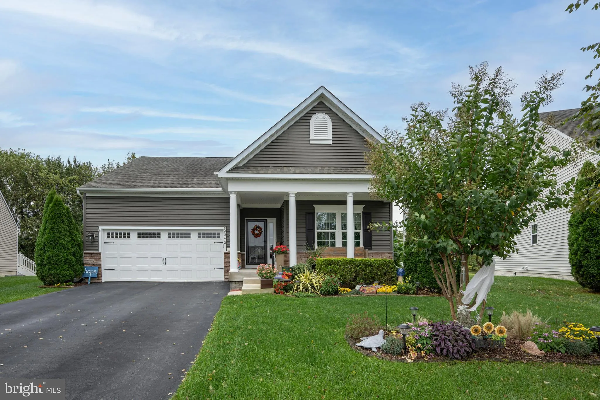 Milton, Delaware 19968, United States, 2 Bedrooms Bedrooms, ,3 BathroomsBathrooms,Residential,Active,204420