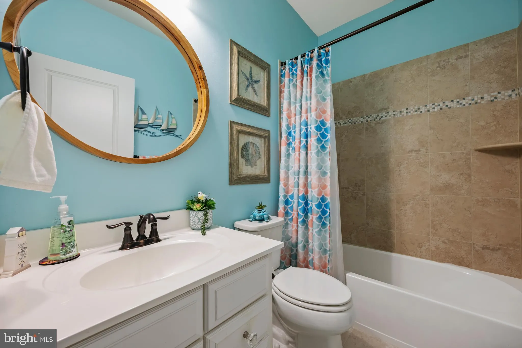 Milton, Delaware 19968, United States, 2 Bedrooms Bedrooms, ,3 BathroomsBathrooms,Residential,Active,204420