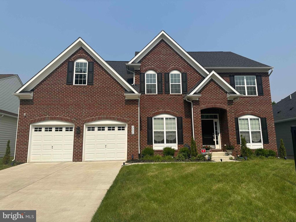 Photo of 3506 WOODS EDGE WAY, UPPER MARLBORO, MD 20772 (MLS # MDPG2079686)