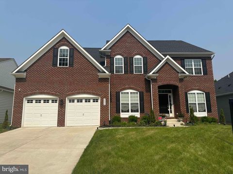 Photo of 3506 WOODS EDGE WAY, UPPER MARLBORO, MD 20772 (MLS # MDPG2079686)
