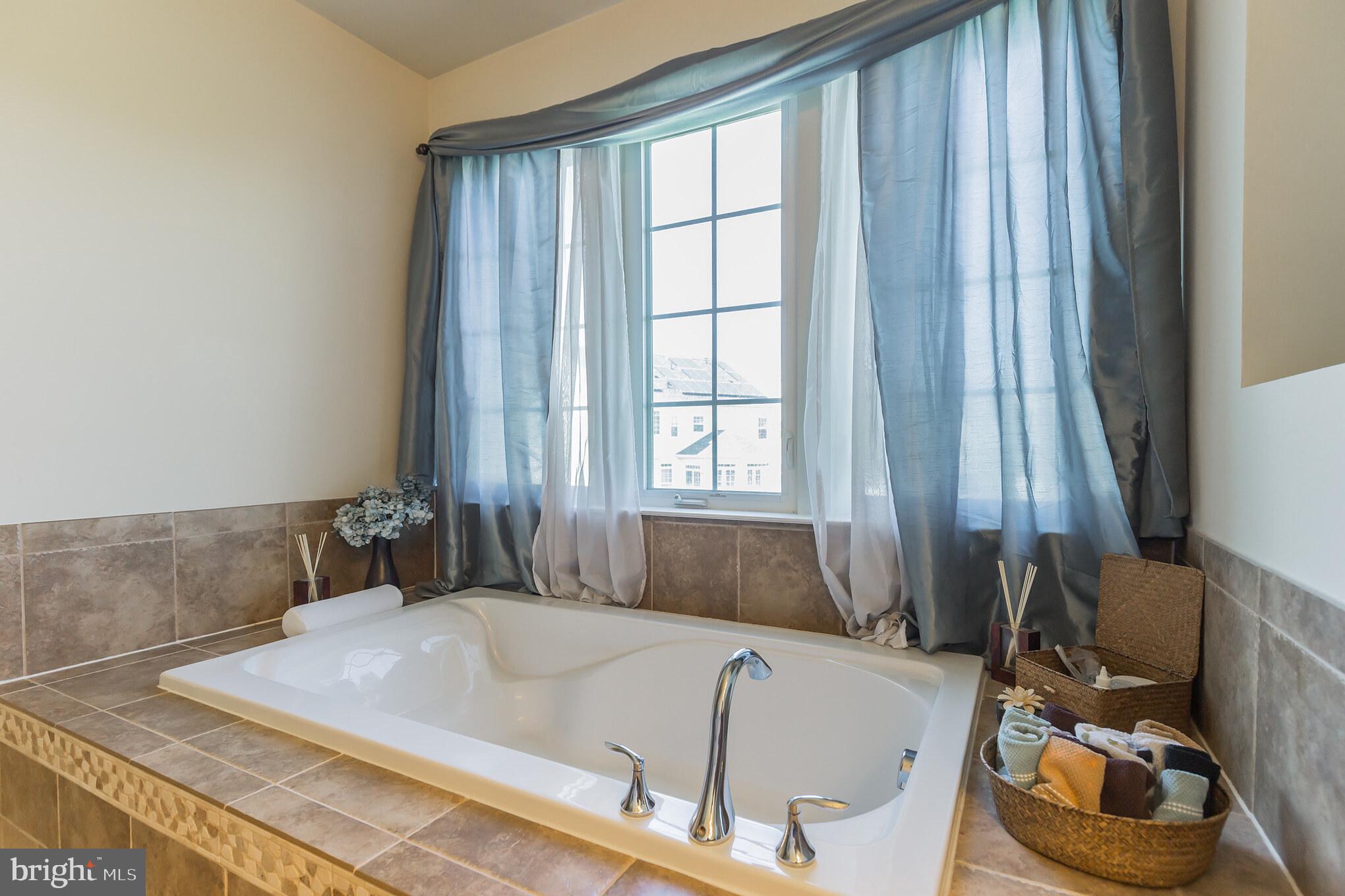 AVALON WEST - Residential