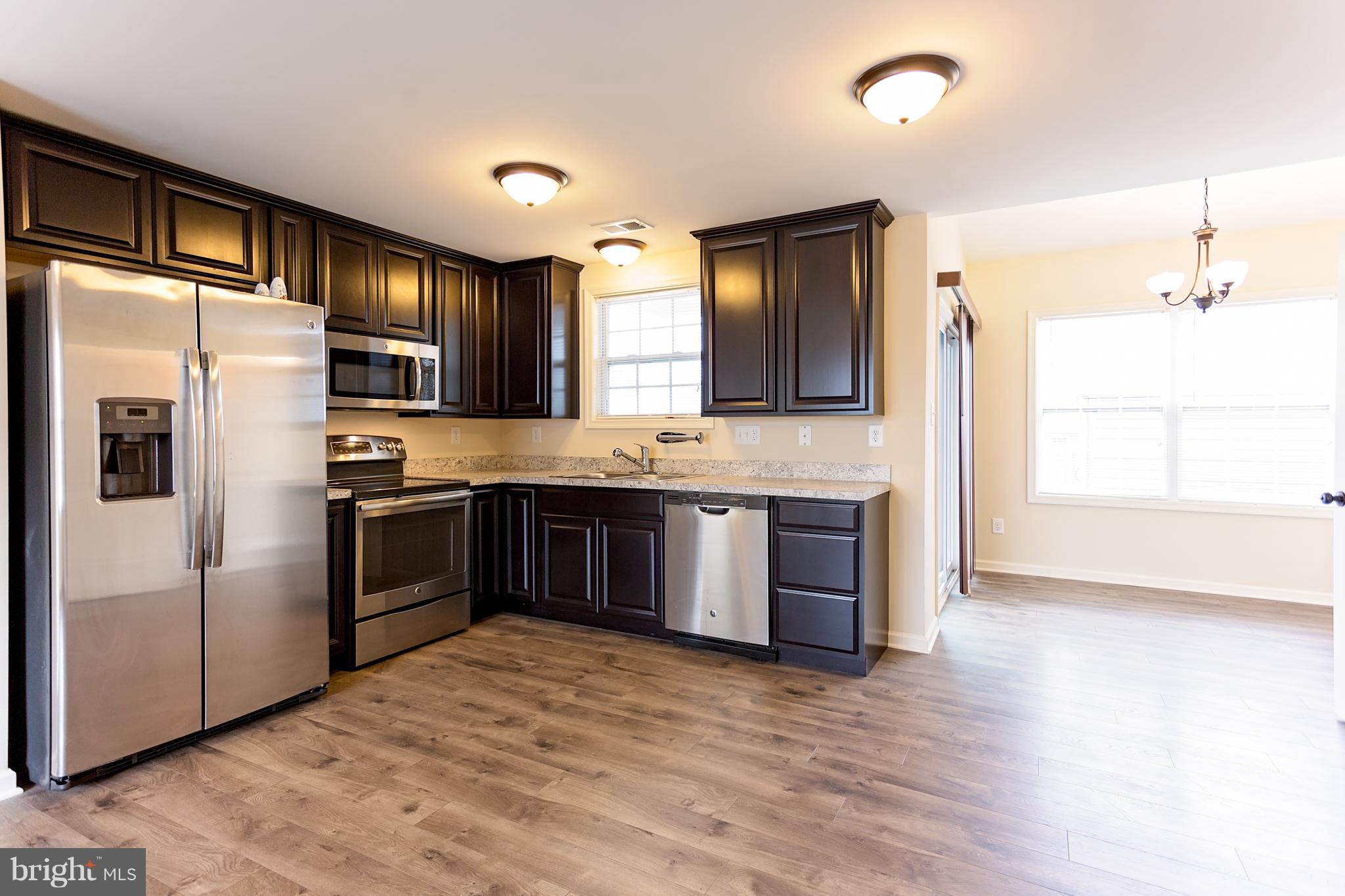 INWOOD VILLAGE - Residential