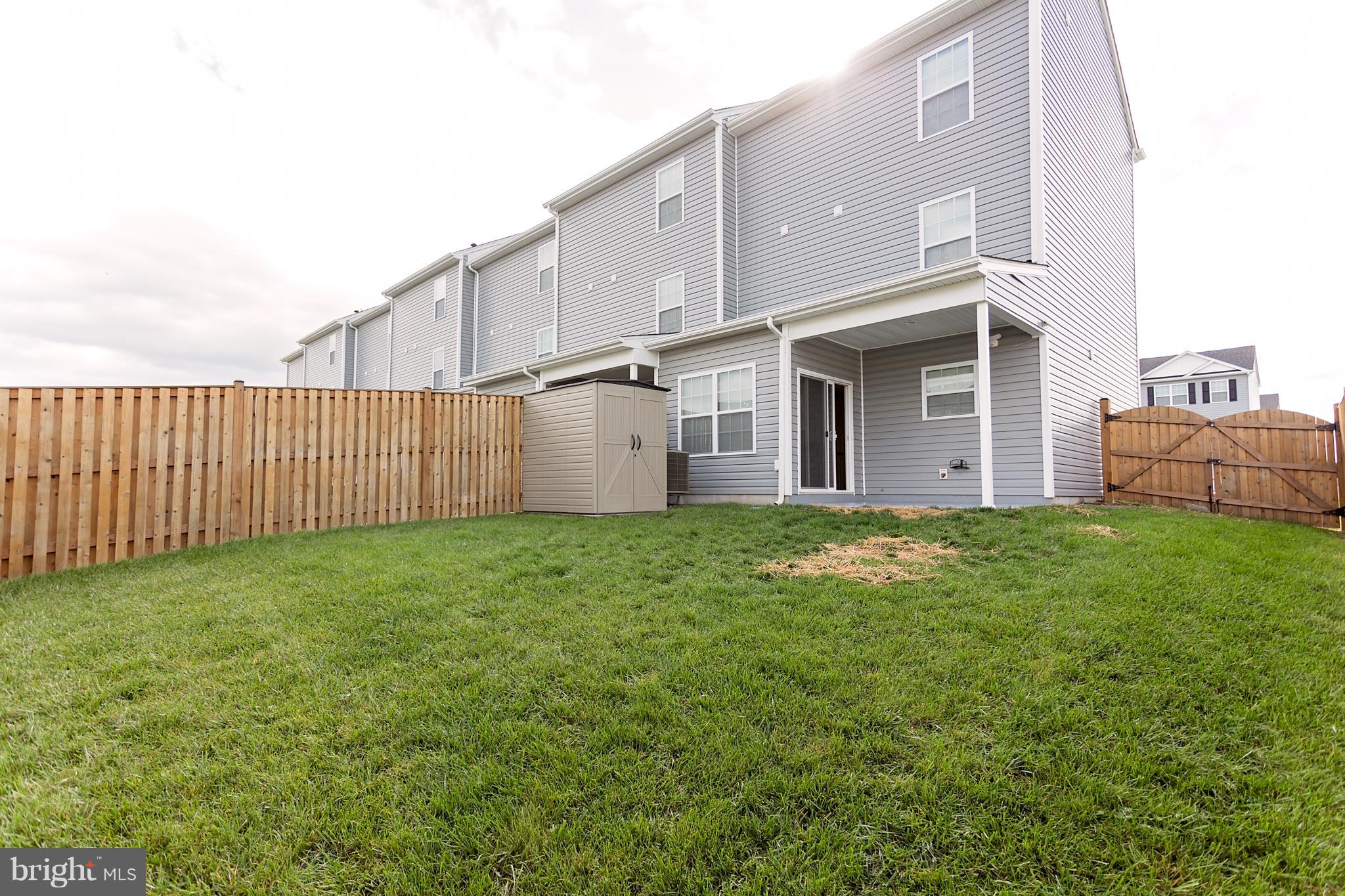 INWOOD VILLAGE - Residential