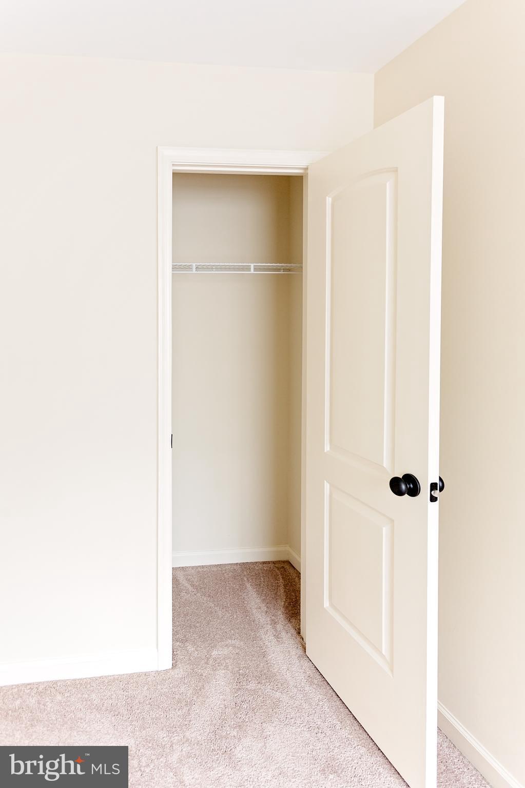 INWOOD VILLAGE - Residential