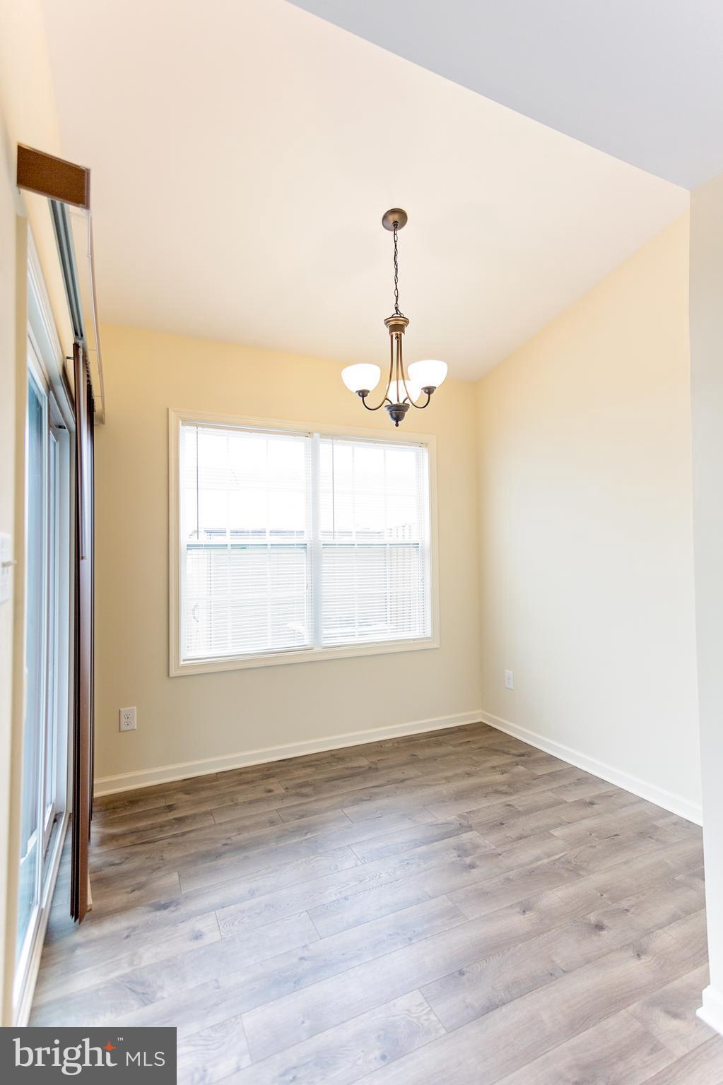 INWOOD VILLAGE - Residential