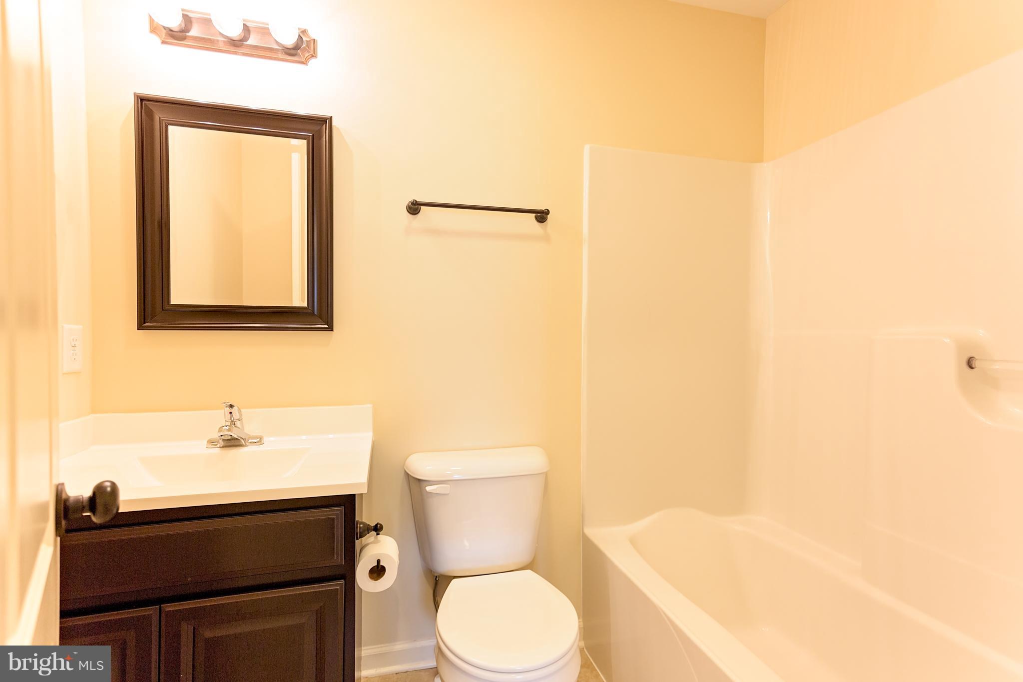 INWOOD VILLAGE - Residential