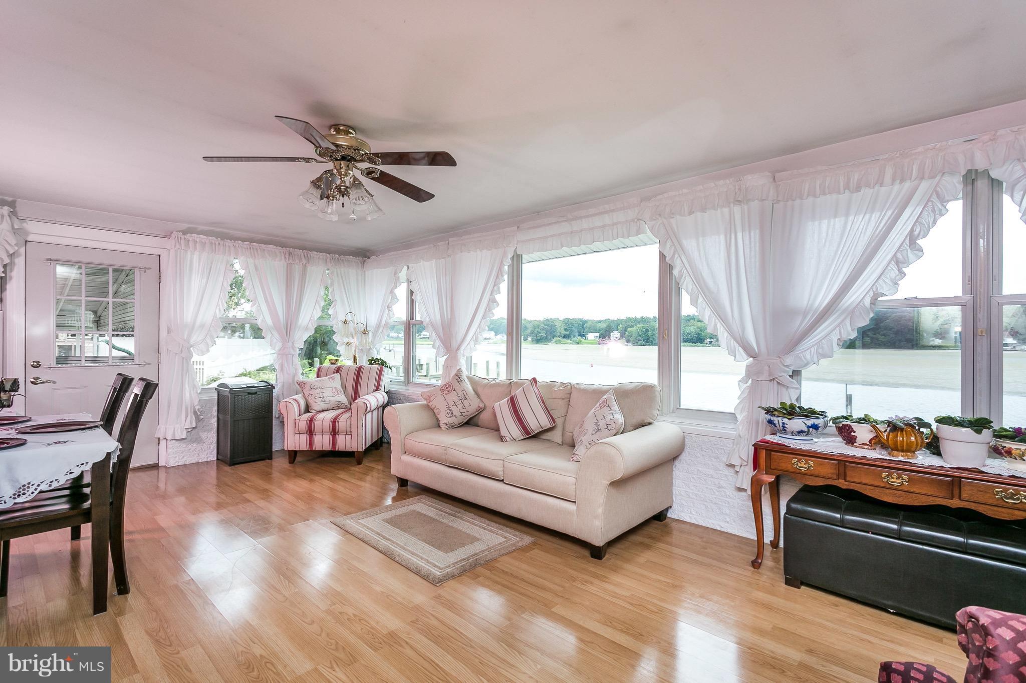 BIRD RIVER GROVE - Residential