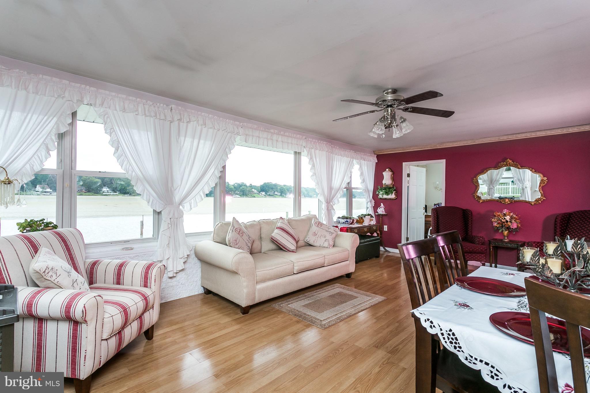 BIRD RIVER GROVE - Residential