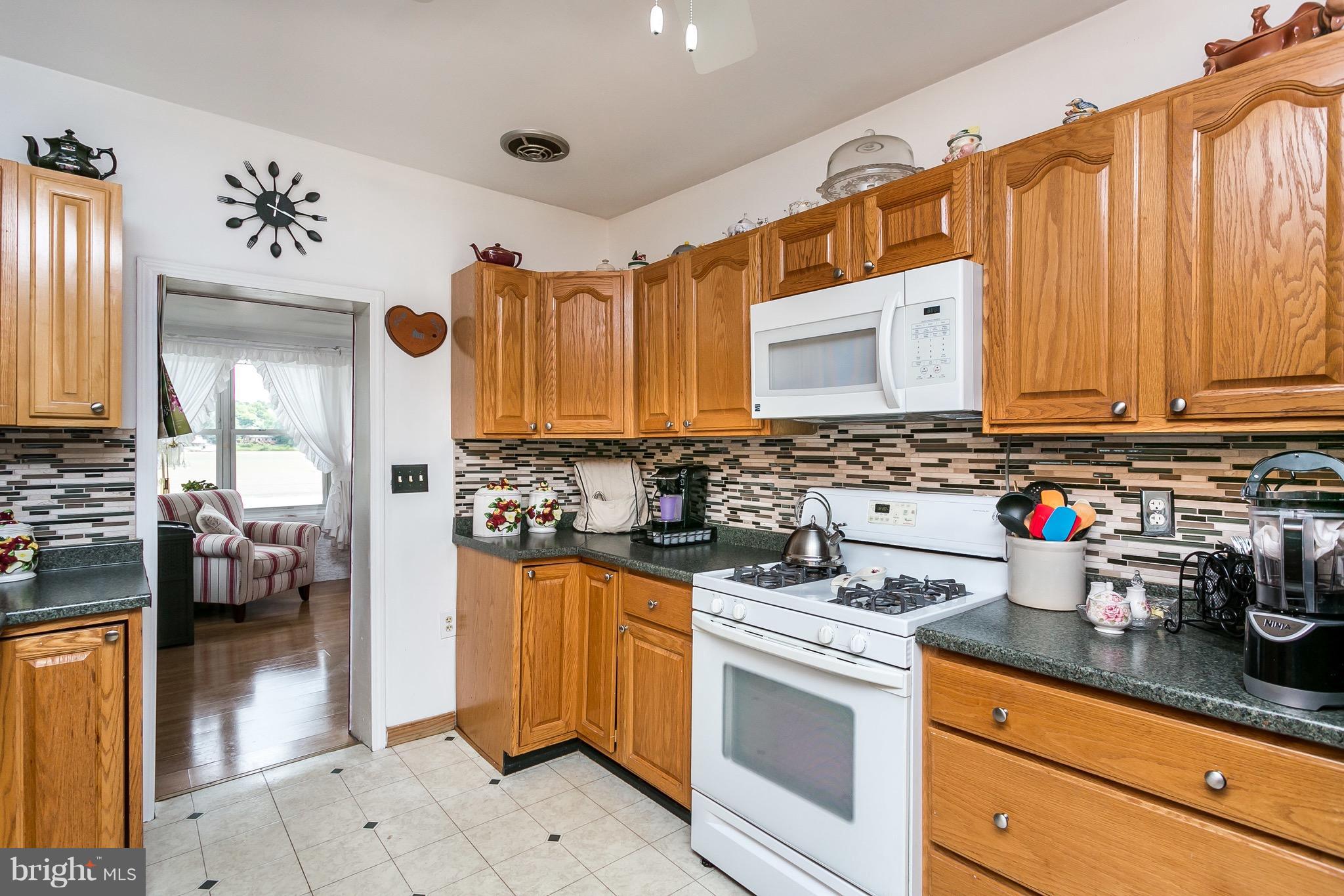 BIRD RIVER GROVE - Residential