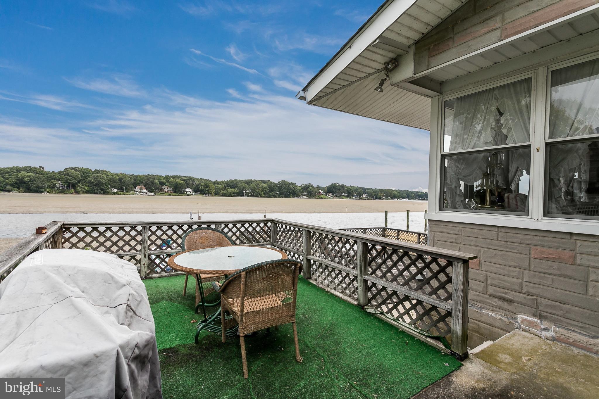 BIRD RIVER GROVE - Residential