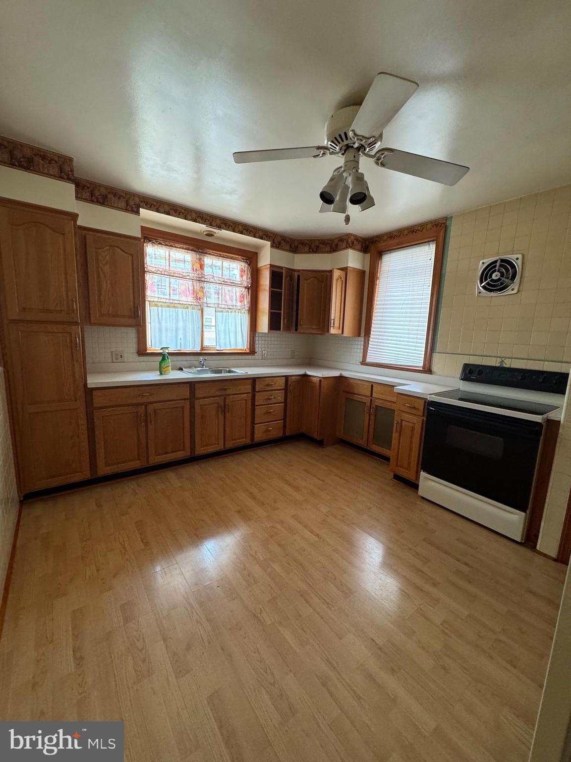 PHILADELPHIA - Residential