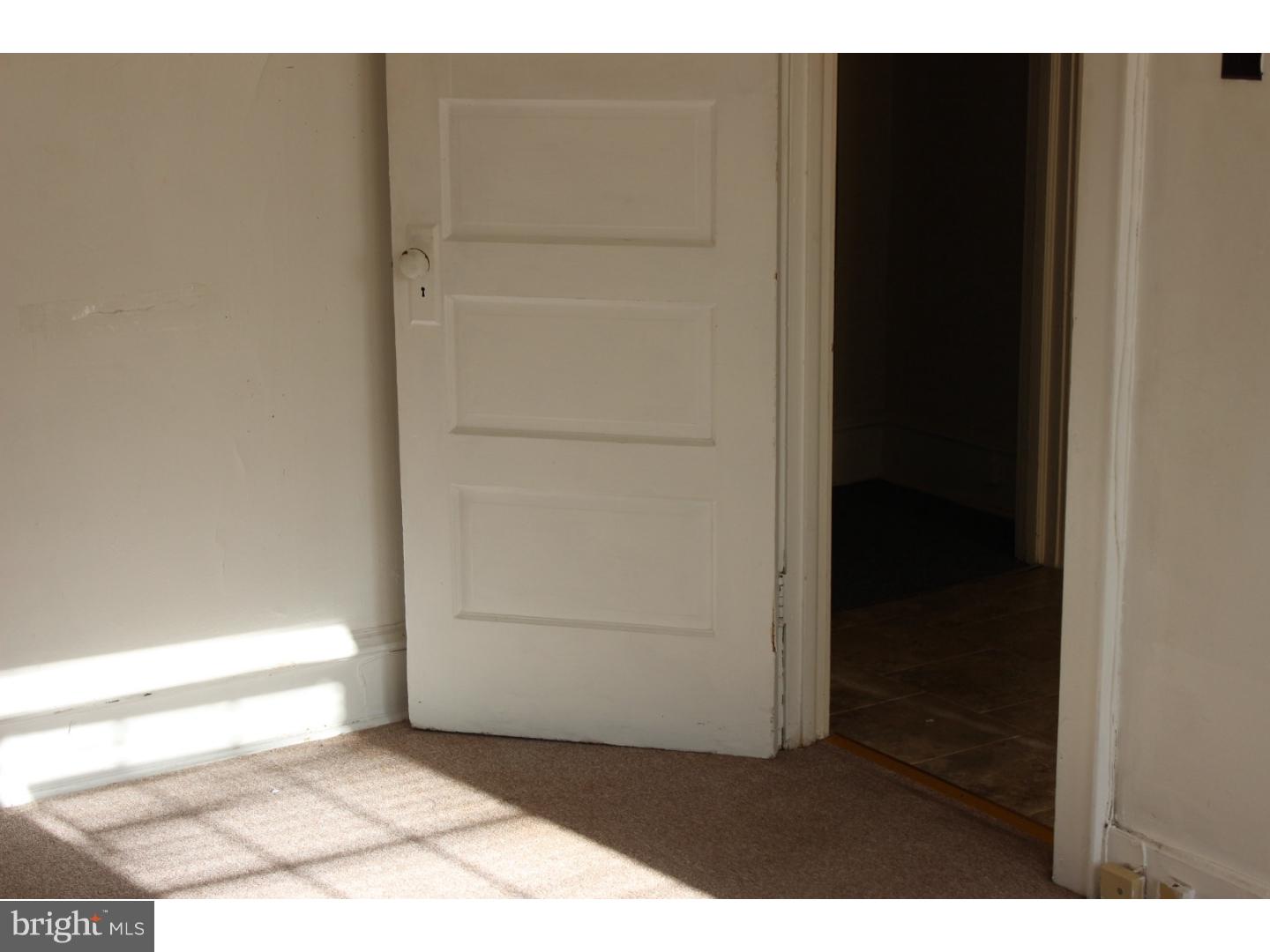 WEST OAK LANE - Residential Lease