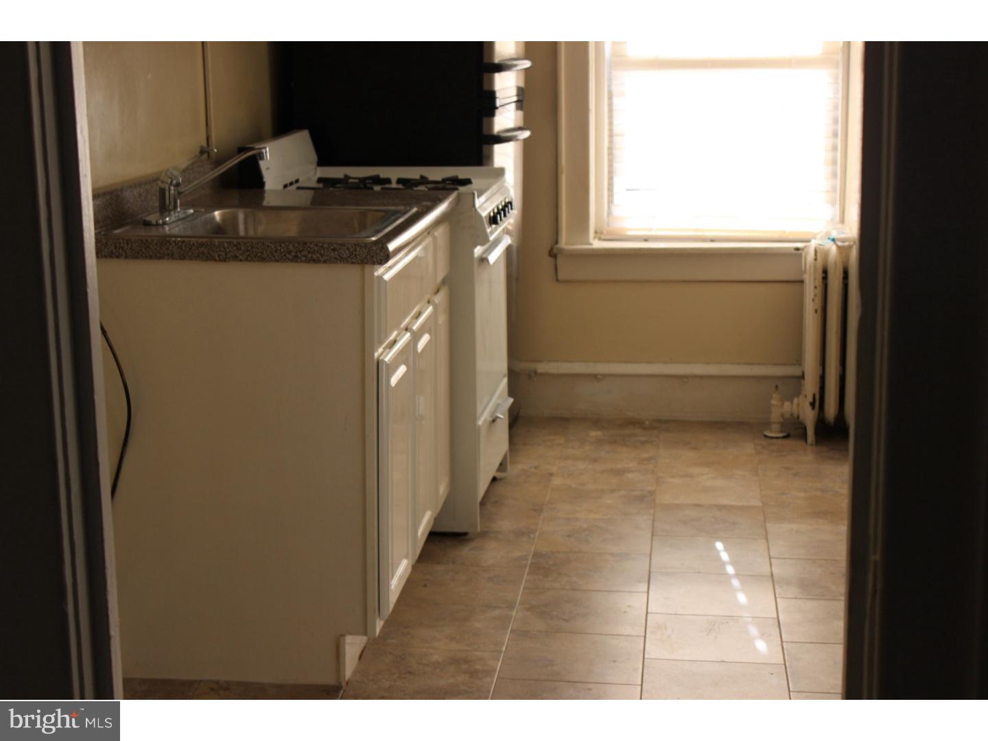 WEST OAK LANE - Residential Lease