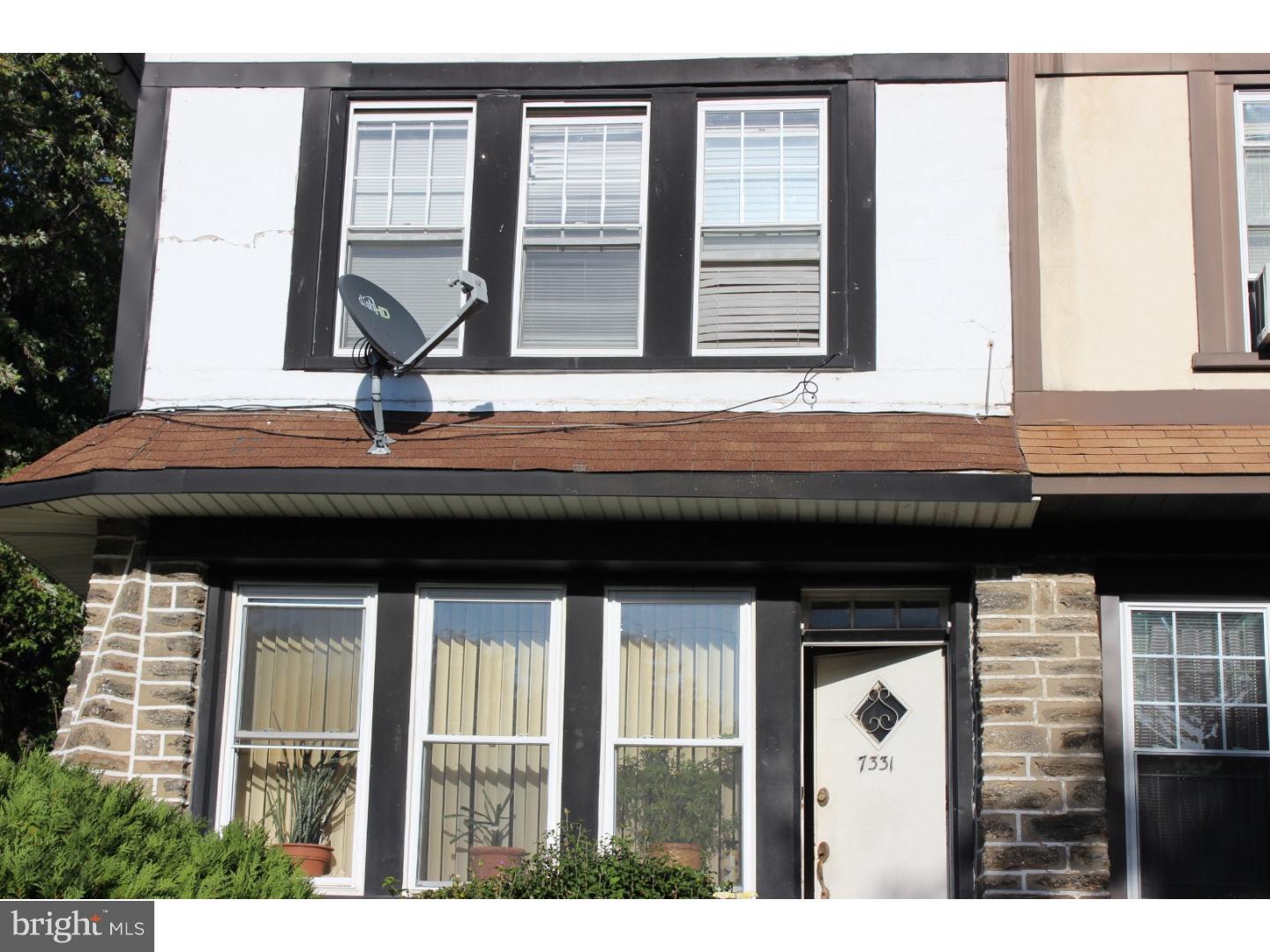 WEST OAK LANE - Residential Lease