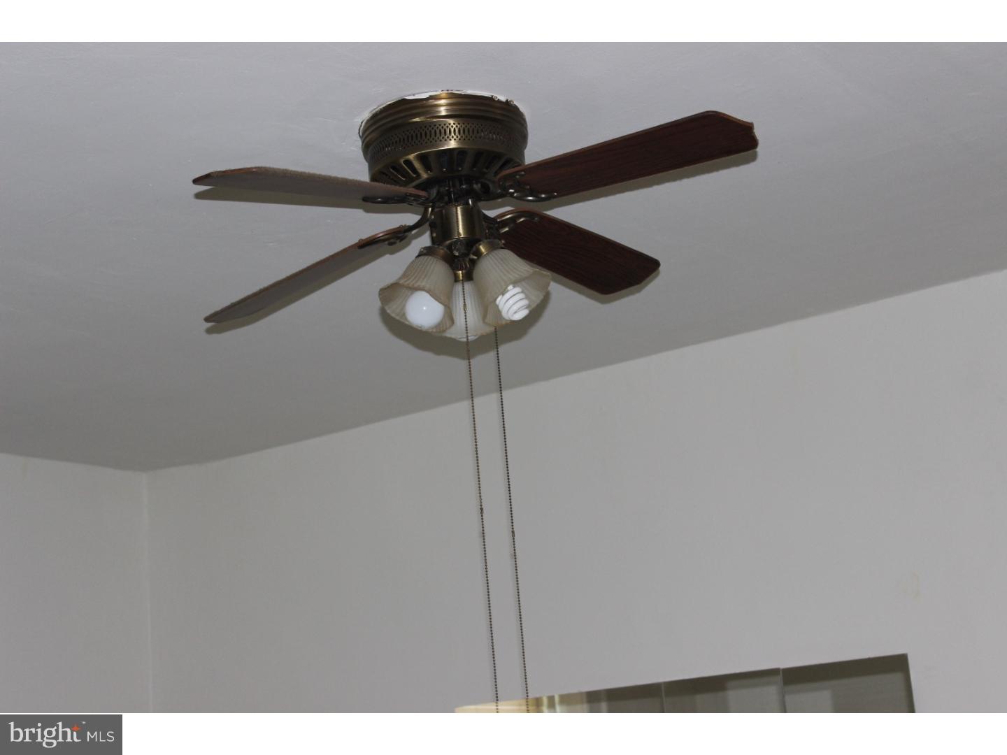 WEST OAK LANE - Residential Lease