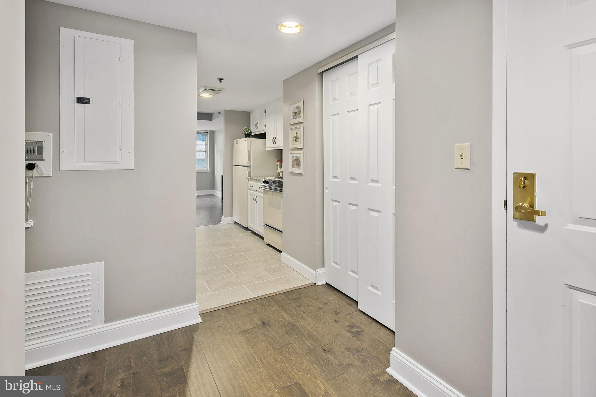 THE JEFFERSON - Sunrise Senior Living - Residential