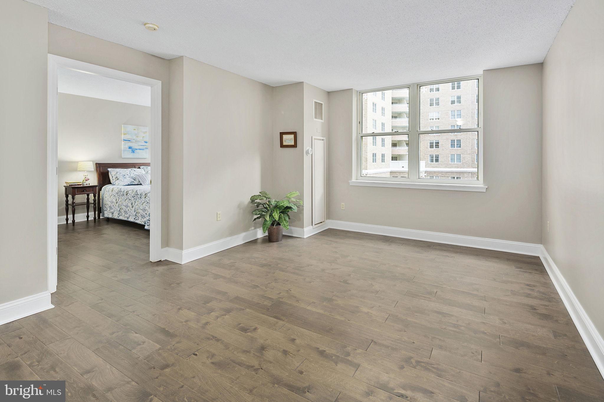 THE JEFFERSON - Sunrise Senior Living - Residential