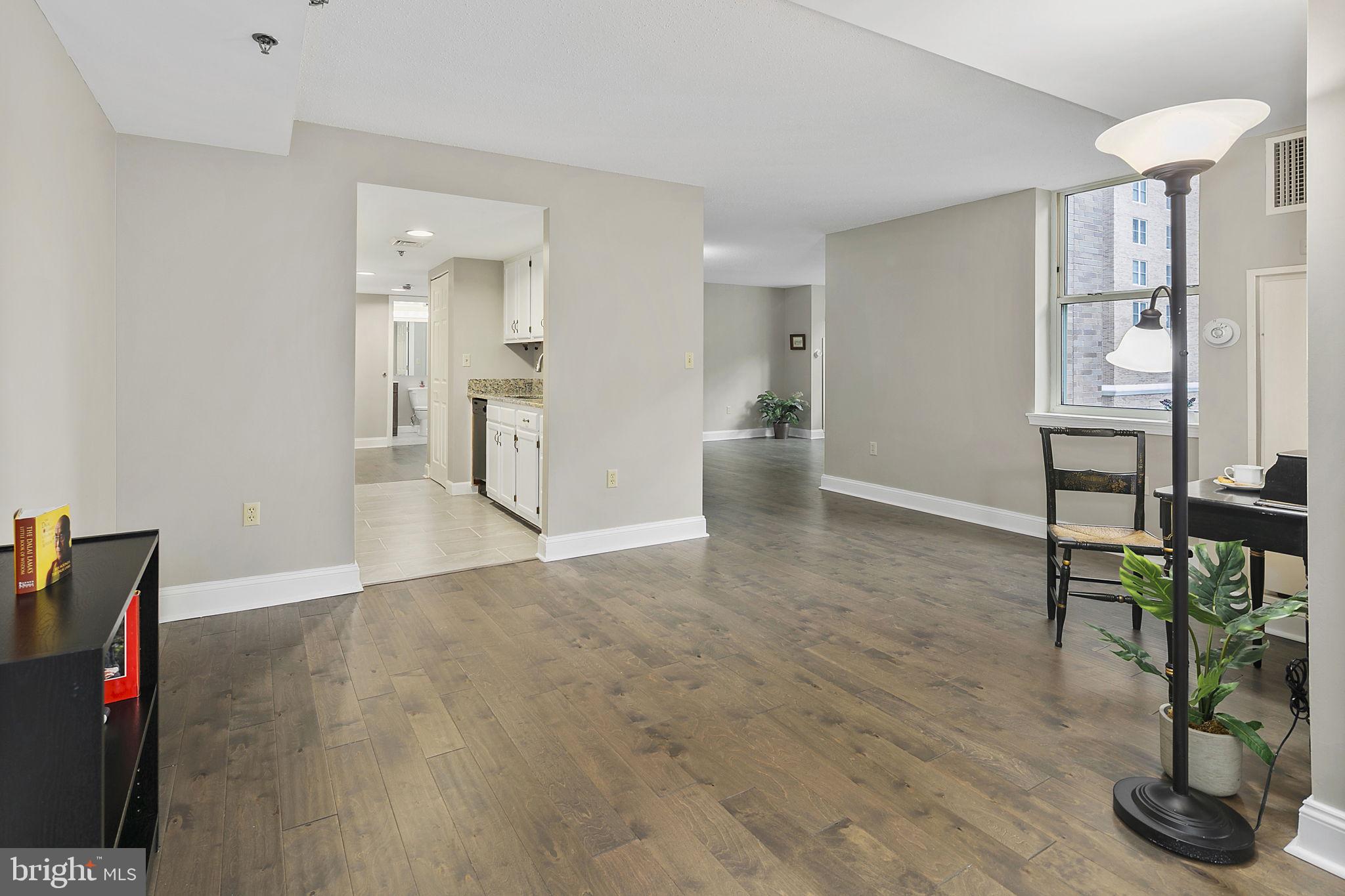 THE JEFFERSON - Sunrise Senior Living - Residential