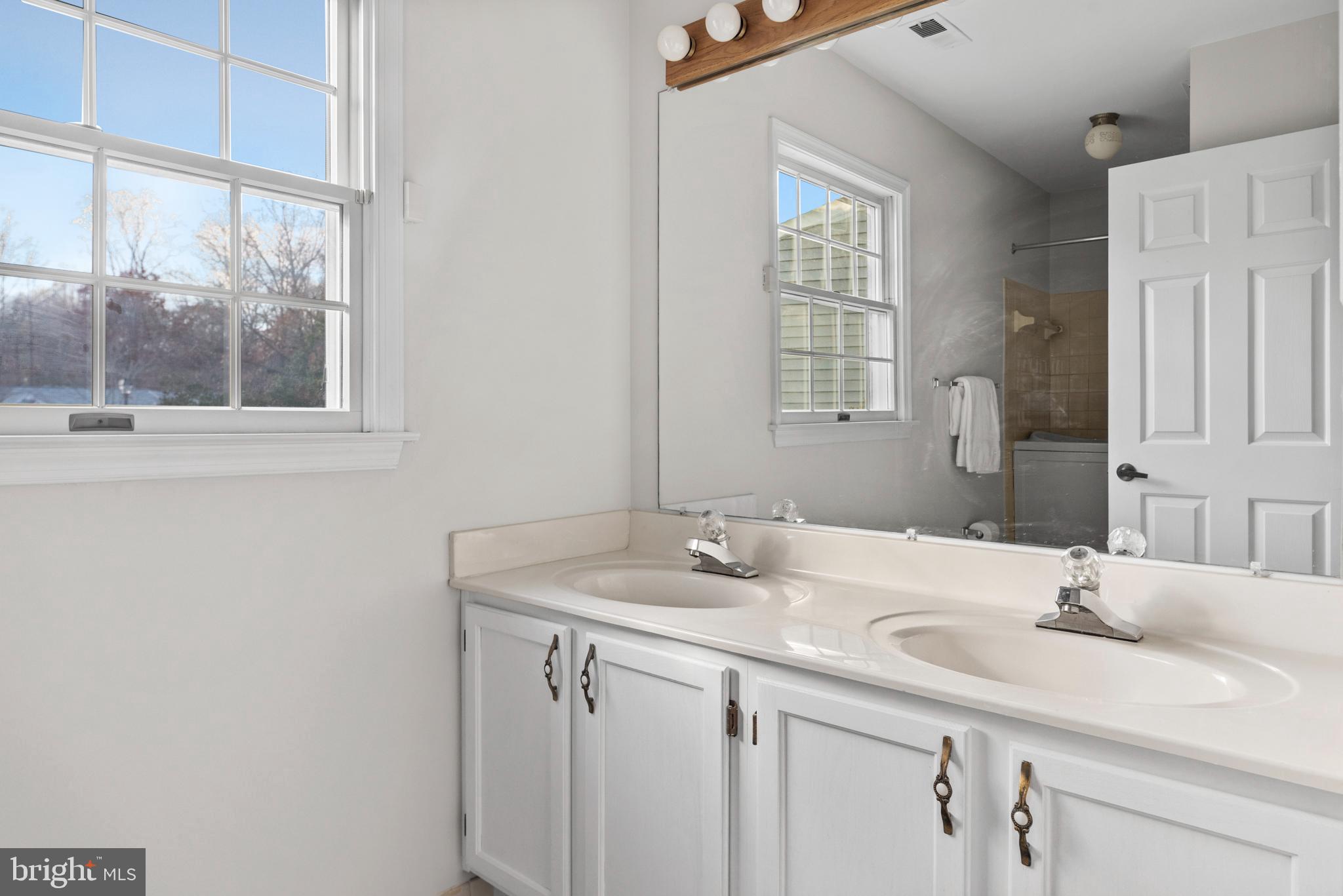 HERITAGE HARBOUR - Residential