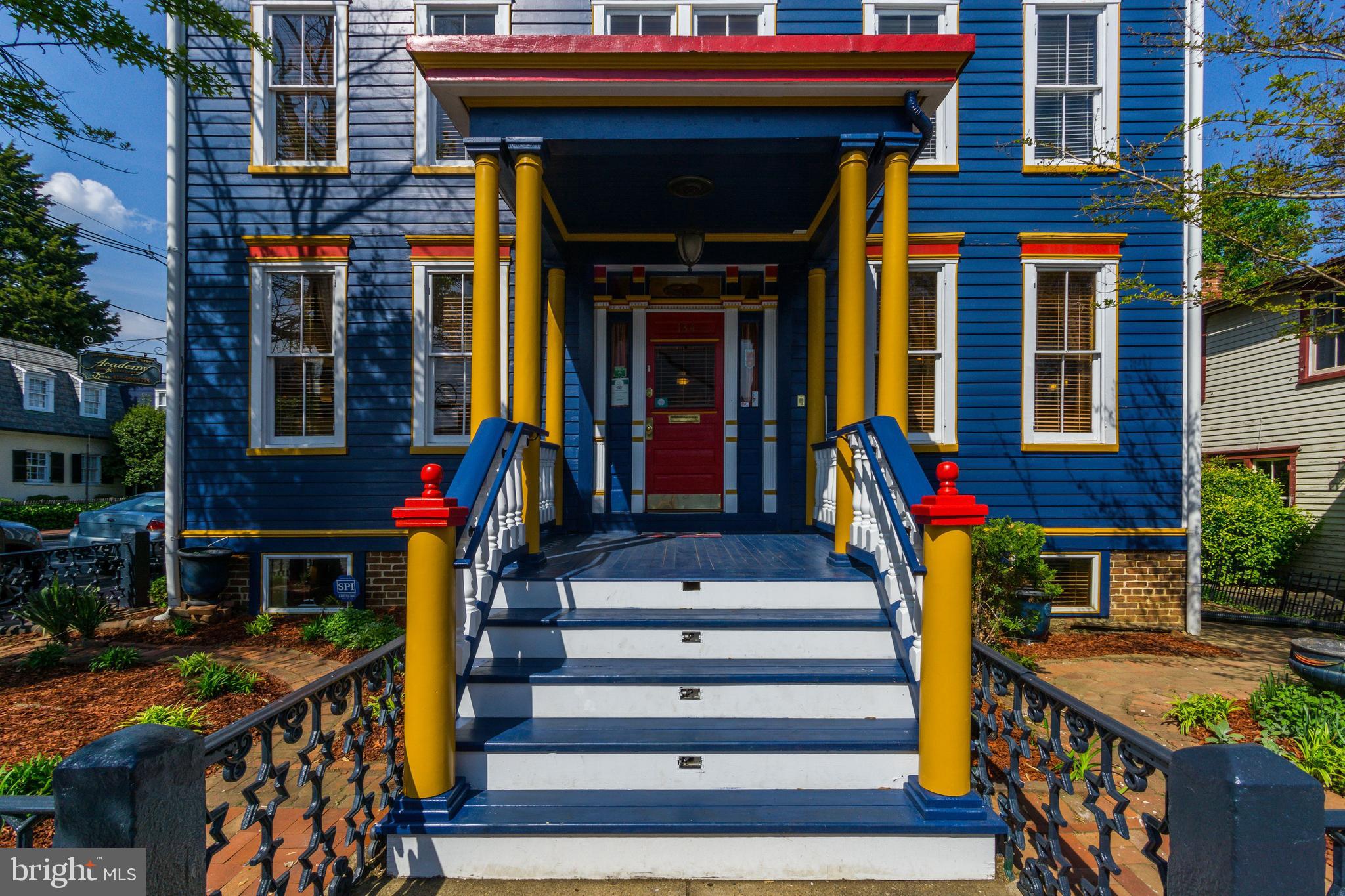 HISTORIC DISTRICT - Residential