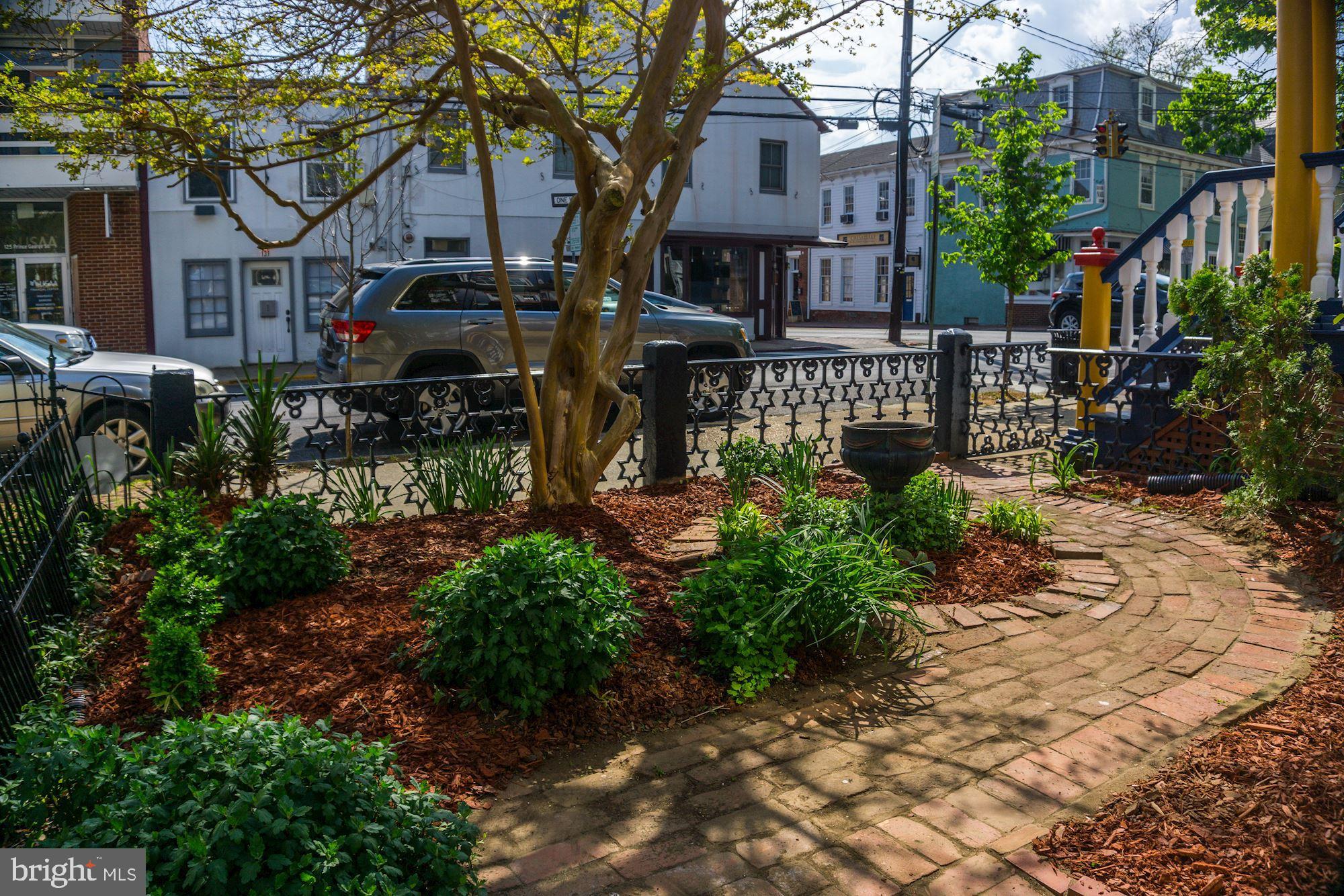 HISTORIC DISTRICT - Residential