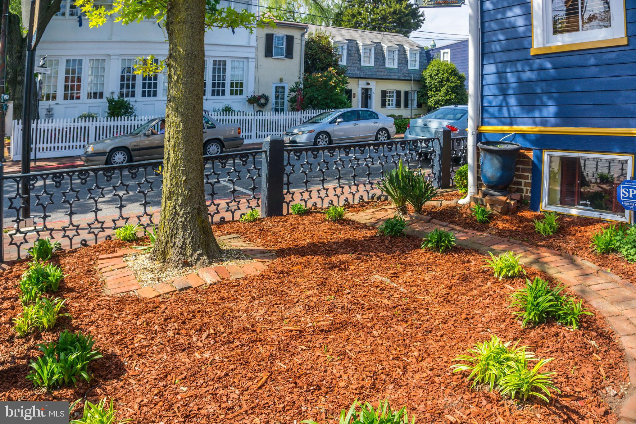 HISTORIC DISTRICT - Residential