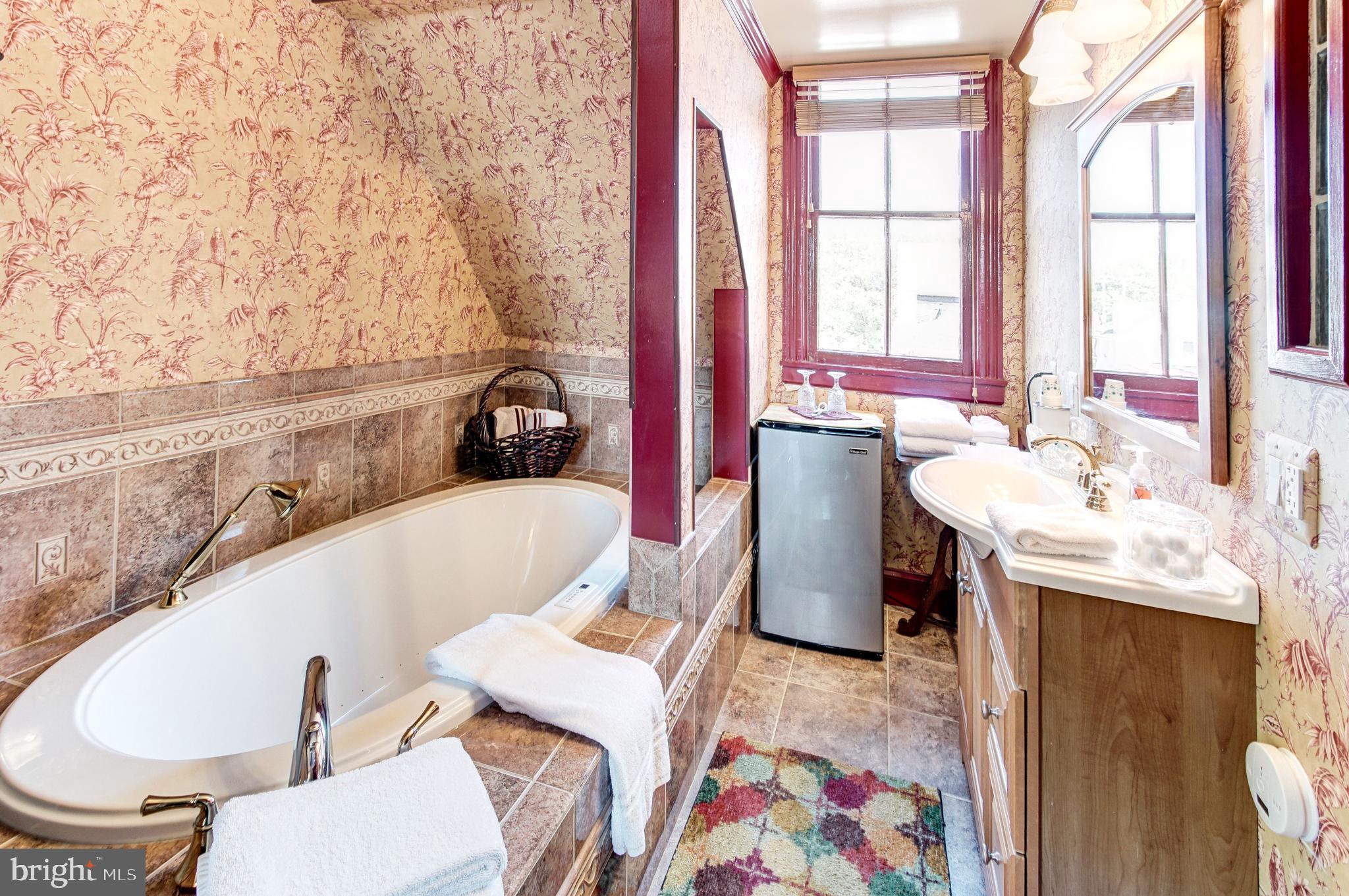 HISTORIC DISTRICT - Residential