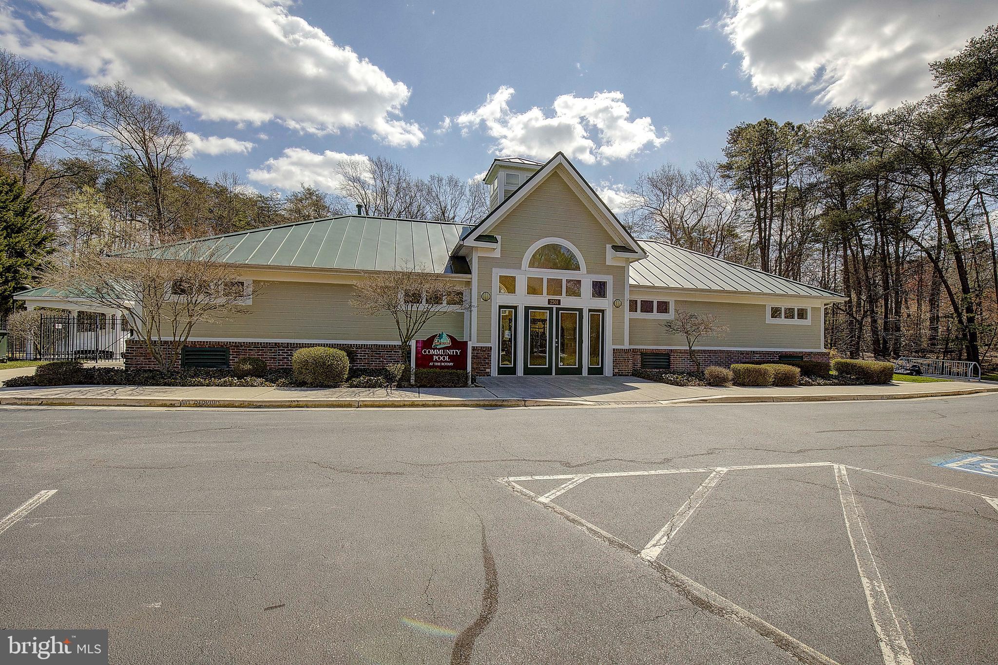 PINEY ORCHARD - Residential