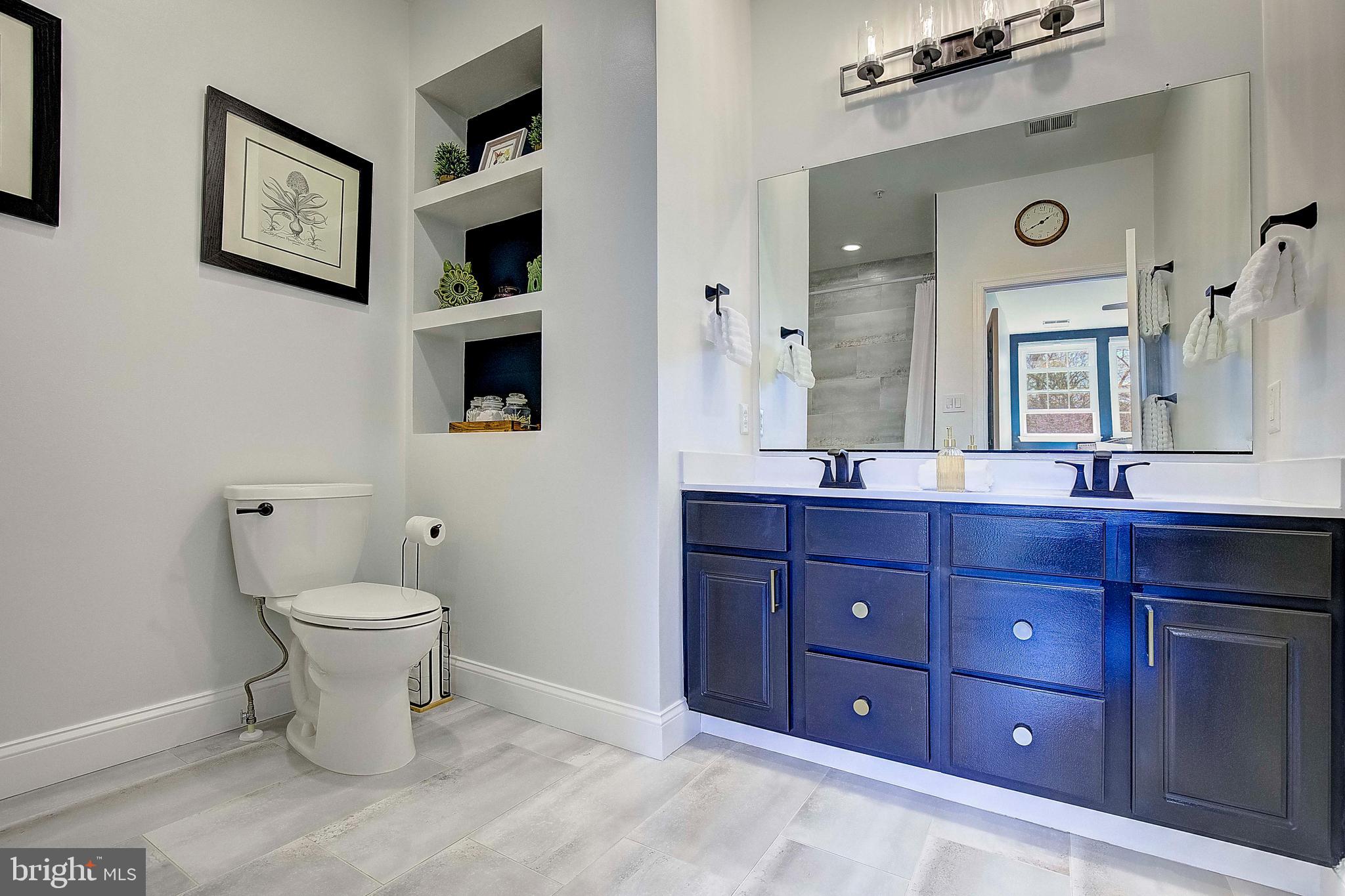 PINEY ORCHARD - Residential