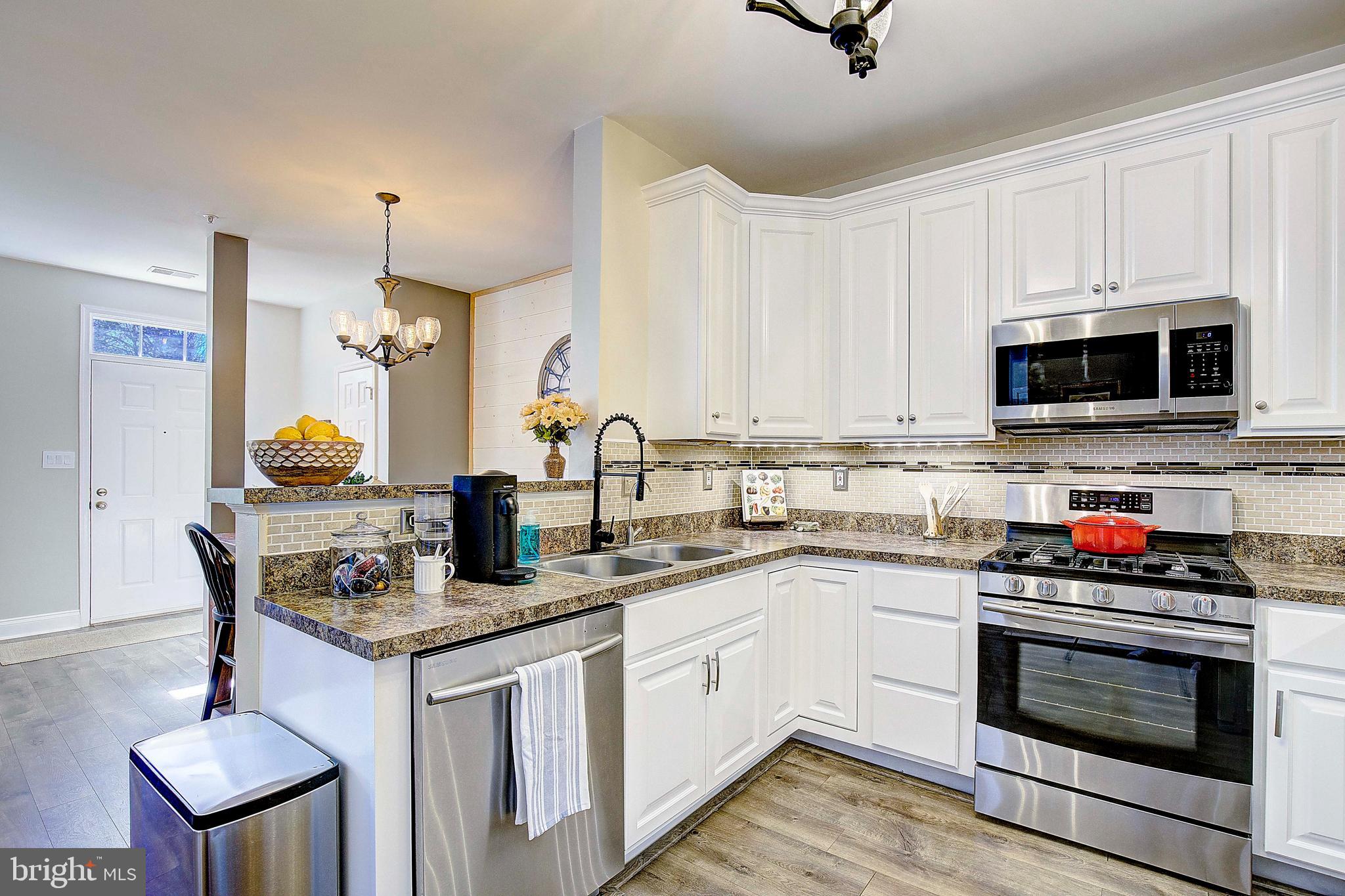 PINEY ORCHARD - Residential