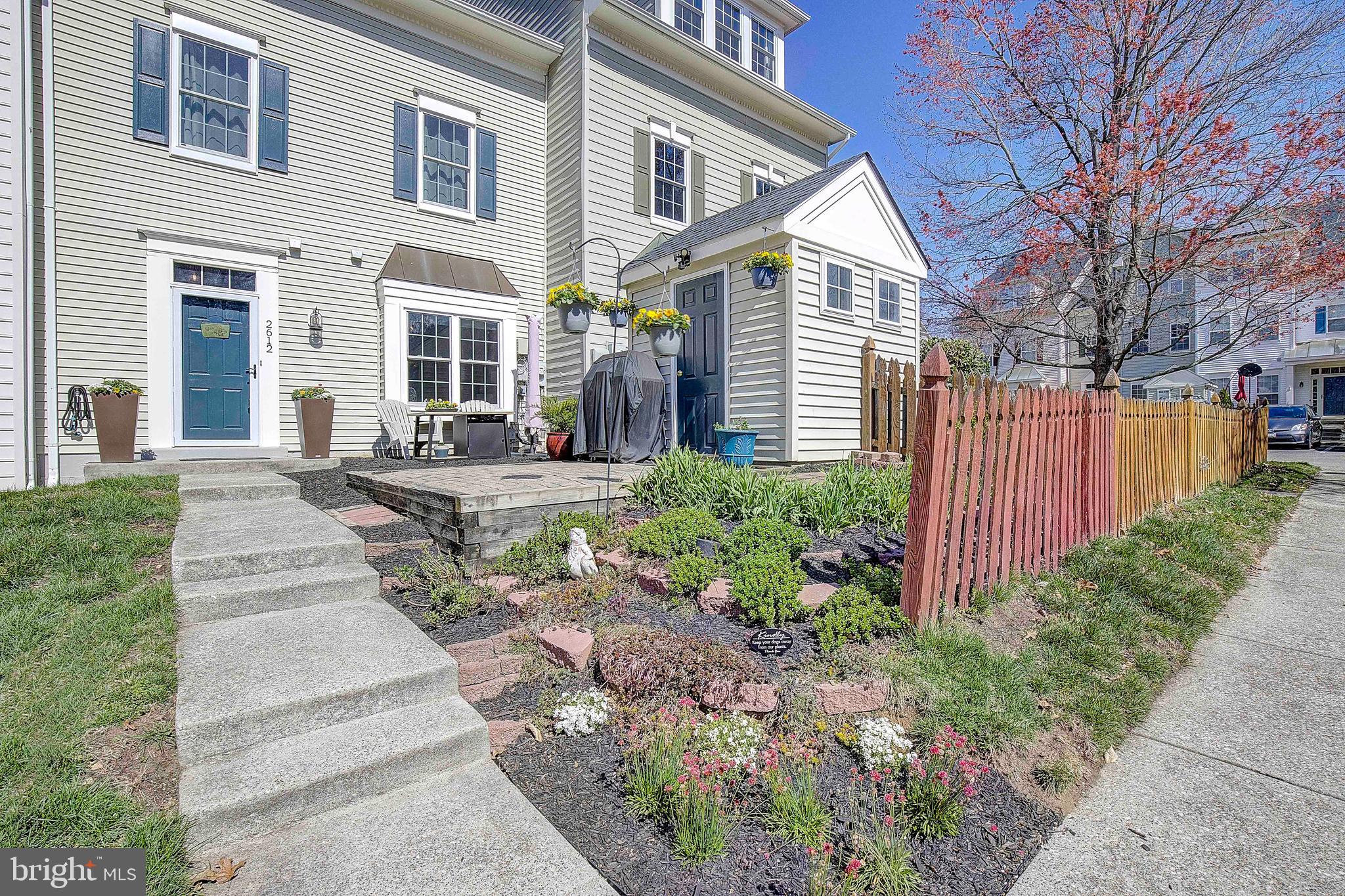 PINEY ORCHARD - Residential