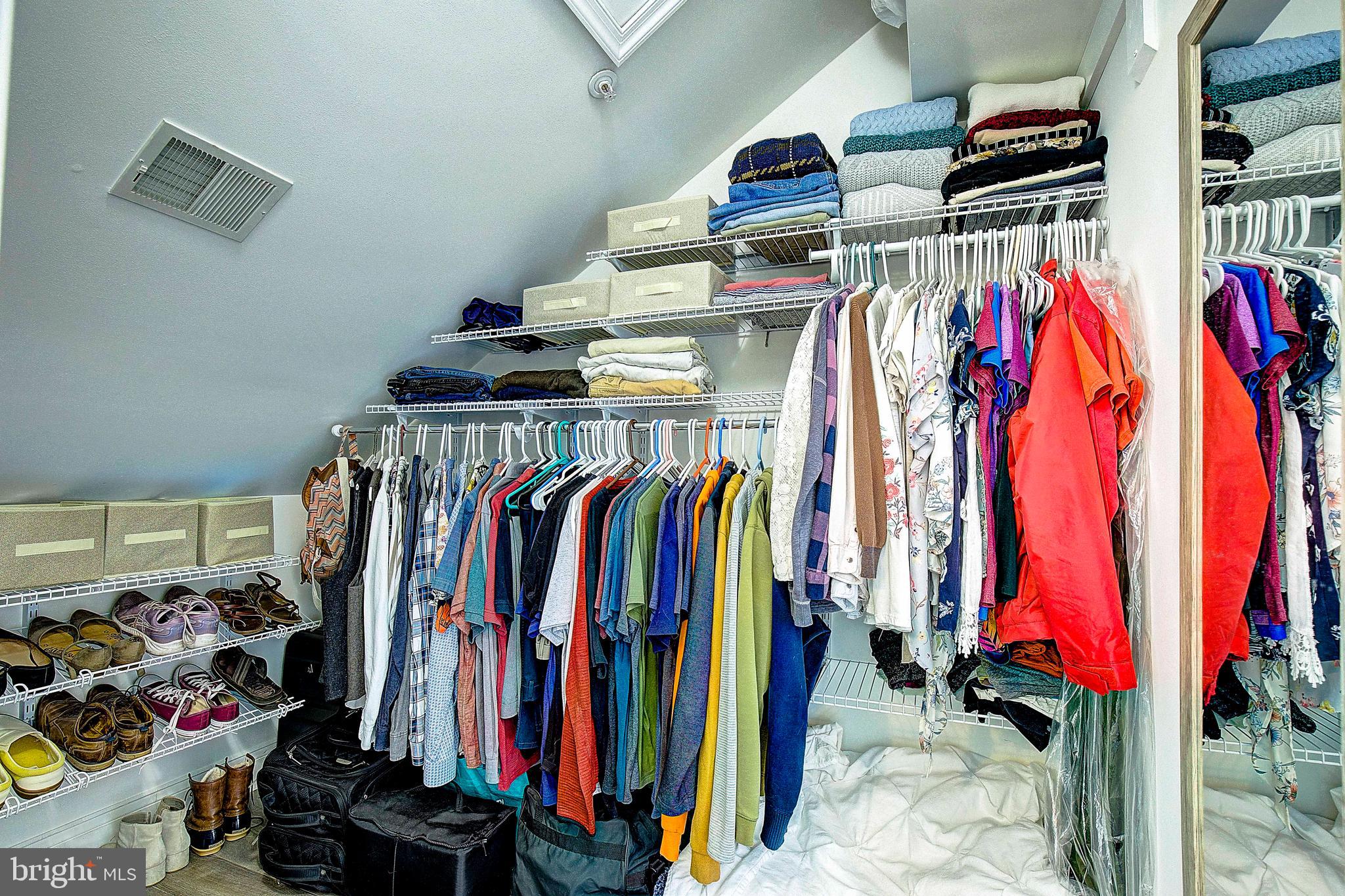 PINEY ORCHARD - Residential